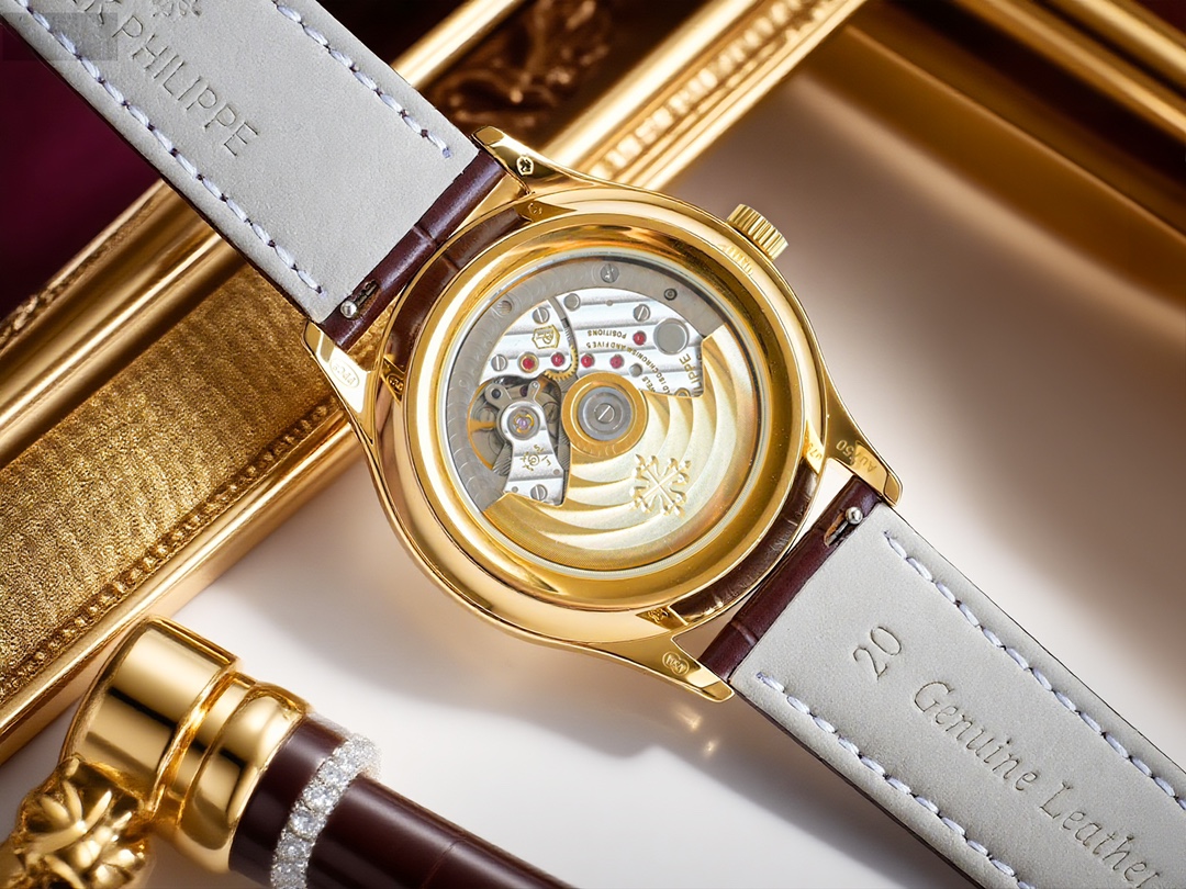 Blanche 3335 Gold Watch Review: Classic Design, Elegant Layout, Italian Leather Strap, Cal. 324 Q Movement - 图片 8