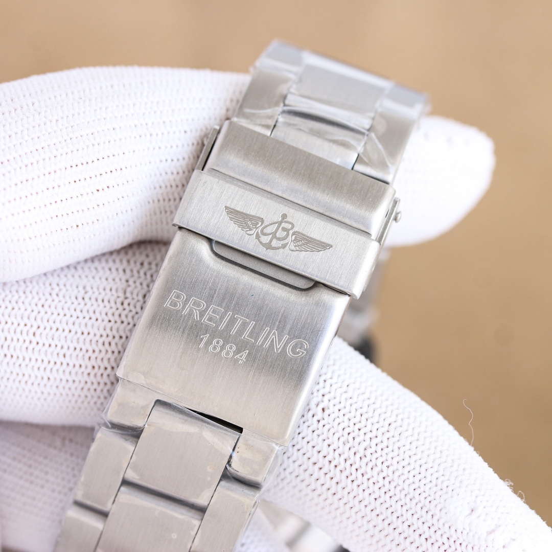 Avenger B01 Chronograph 44: 100-Year-Old White Gill Belt 3795 P3910 Watch Review - 图片 9