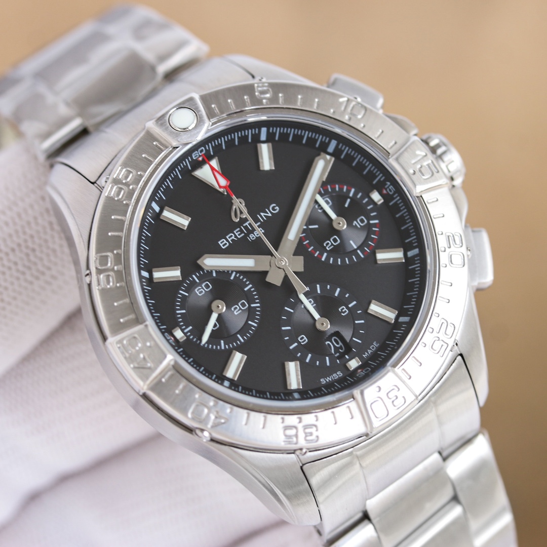 Avenger B01 Chronograph 44: 100-Year-Old White Gill Belt 3795 P3910 Watch Review - 图片 5