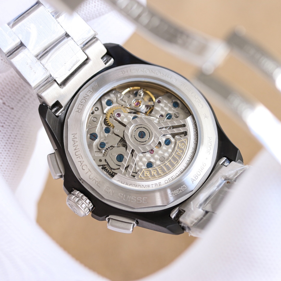 “Avenger B01 Chronograph 44: 100-Year-Old White Gill 3795 P3910 Belt 100BLS Watch” - 图片 8
