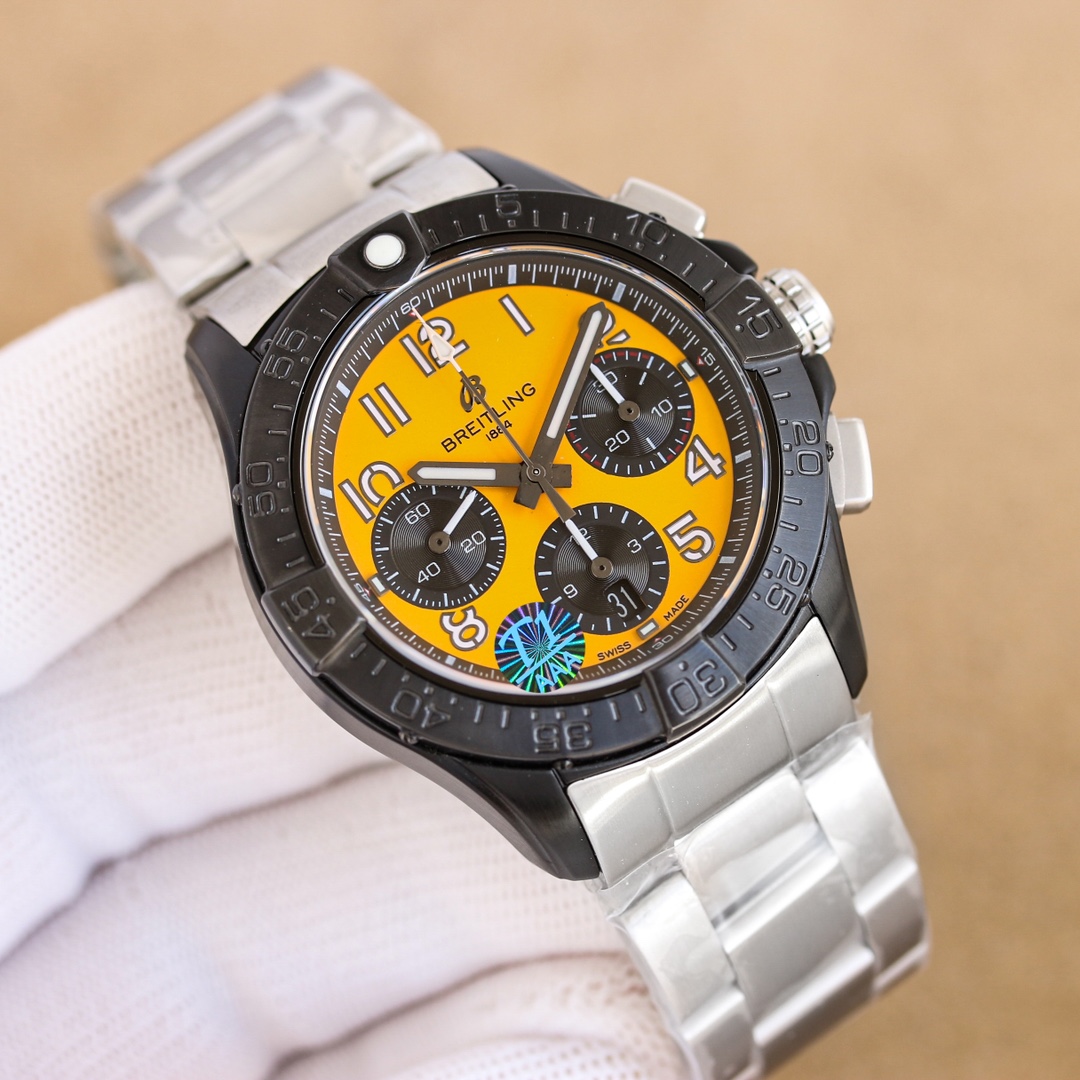 Avenger B01 Chronograph 44: 100-Year-Old Revenge Fighter Pilot Watch - 图片 4