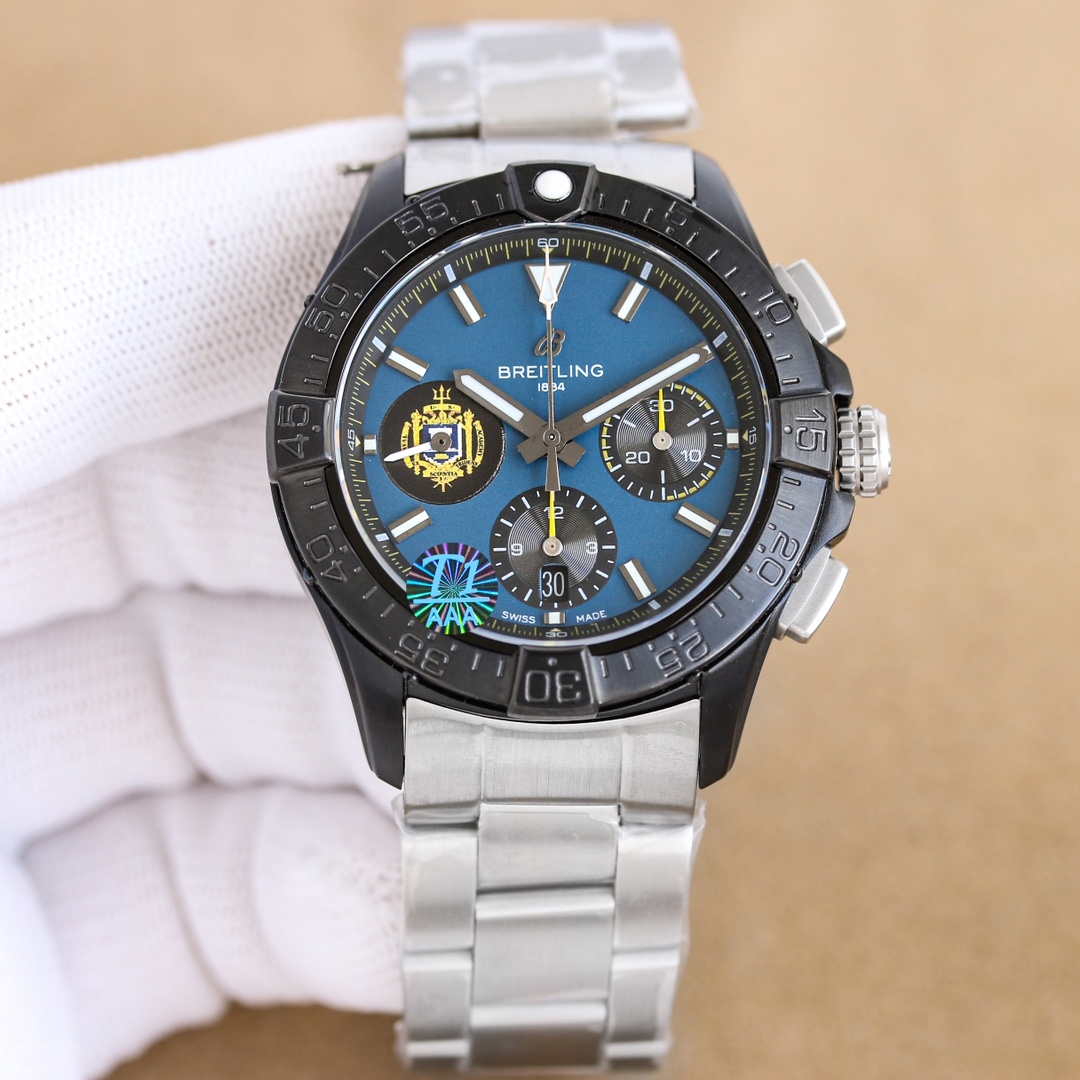 NO:339829,White Steel BLS New Product: Breitling Avenger B01 Chronograph 44 (AVENGER B01 CHRONOGRAPH 44) The Avenger watch is built for fighter pilots. Its diameter is 44mm to adapt to the harsh cockpit environment, stable and excellent performance. Its bold design, extraordinary adaptability and excellent functions are also favored by many flight enthusiasts and military fans. The series combines outstanding performance with exquisite modern aviation style. All models can be selected for military leather straps with folding pin buckles or three-row stainless steel bracelets with fine-tuned folding buckles, breitling19860909白 色 钢带 BLS新品:百年灵复仇者B01计时腕表44 (AVENGER B01 CHRONOGRAPH 44) 复仇者系列（Avenger）腕表是为战斗机飞行员而打造,44mm直径可适应驾驶舱的严酷环境,稳定且表现优异.其大胆设计、非凡适应性和卓越功能亦受到众多飞行爱好者和军事迷的青睐. 该系列将出众的性能与精致的现代航空风格相结合 所有表款均可选择带折叠针扣的军队风皮革表带或带微调折叠扣的三排式不锈钢表链,,breitling,Watch