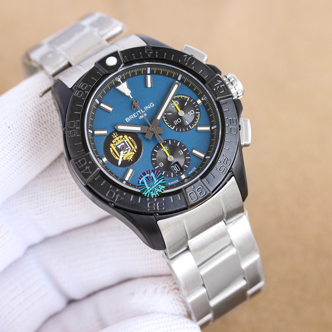 Avenger B01 Chronograph 44: 100-Year-Old Revenge Fighter Pilot Watch - 图片 2