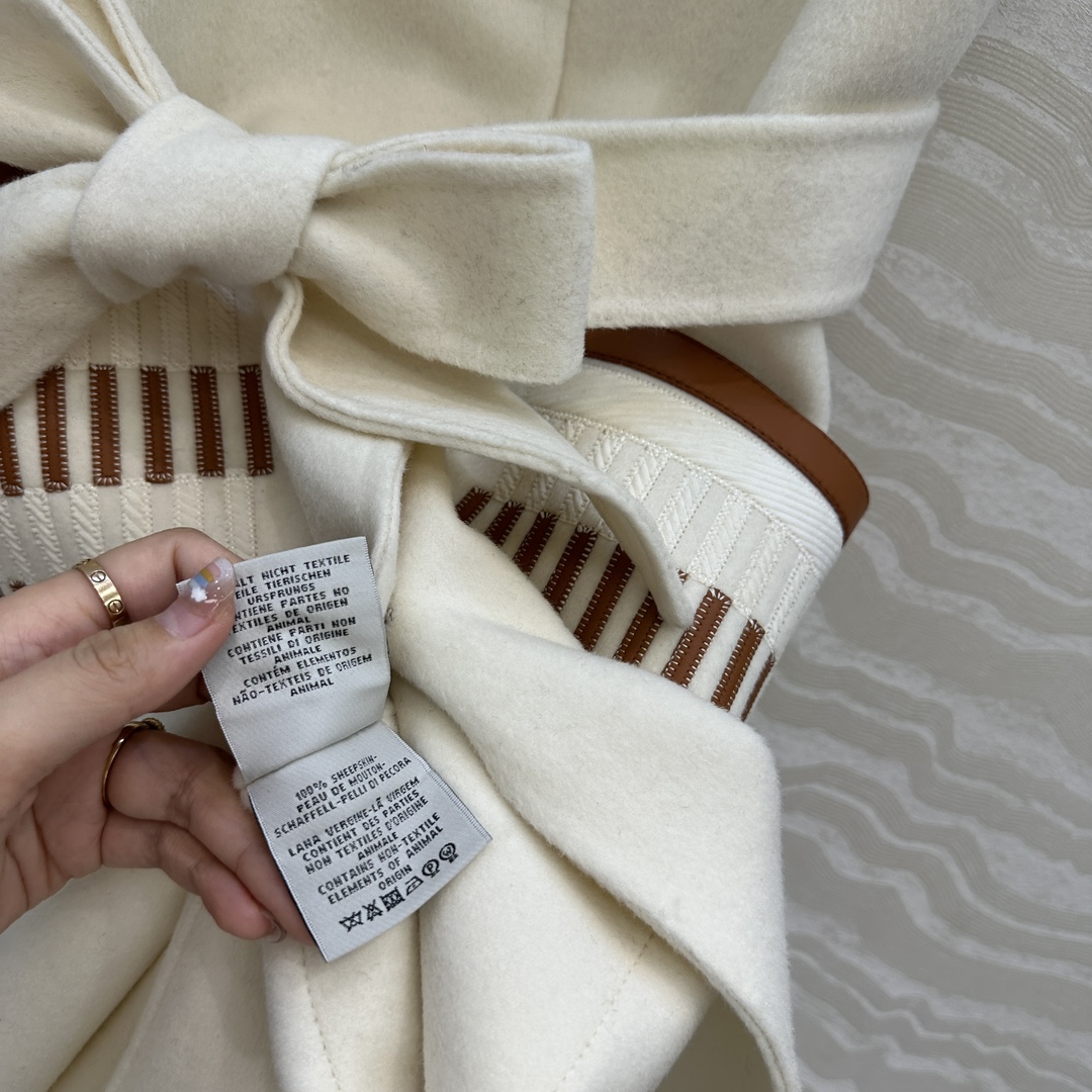 Title: P1872 High-End Female Outfit: Handmade, Sheep-Skin Collar, Luxurious Embroidery, Wool Blend, Stylish Design. - 图片 8
