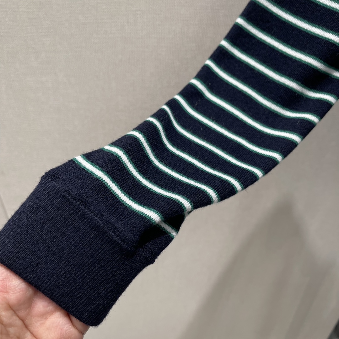 “Striped Long Sleeve Women’s Suit with Embroidery Detail for Fall Aerobics” - 图片 6