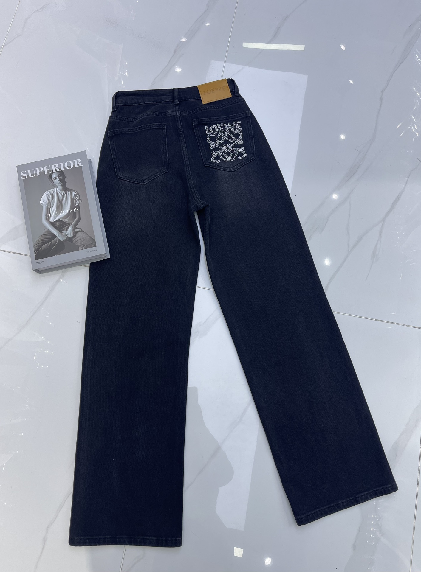 “High-End Women’s Outfits: Autumn/Winter Collection with Custom Embroidery and Comfortable Pants” - 图片 6