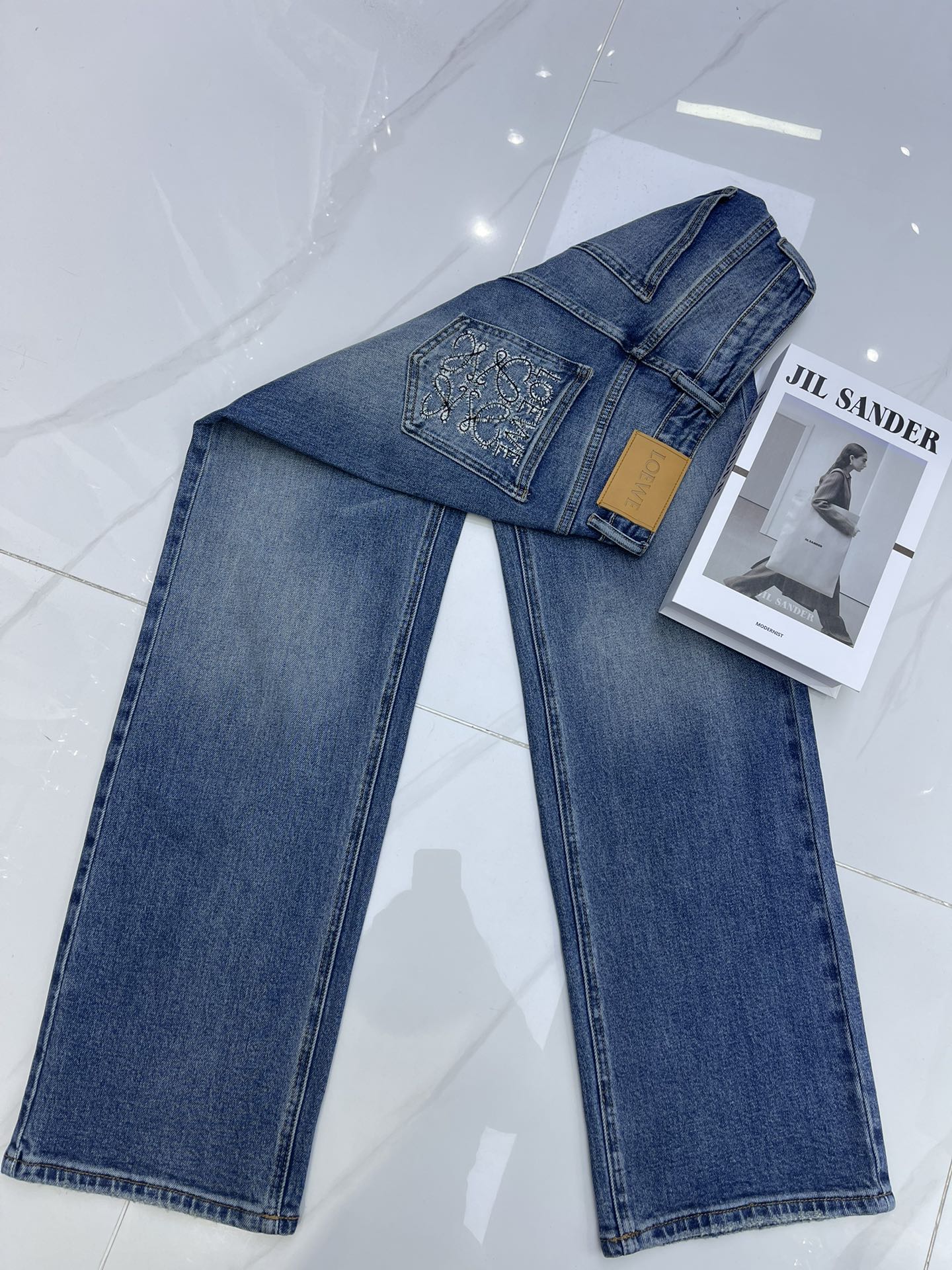 “High-End Women’s Outfits for Autumn/Winter with Custom Embroidery – Black/Blue SMLxL – Delivery Details” - 图片 6