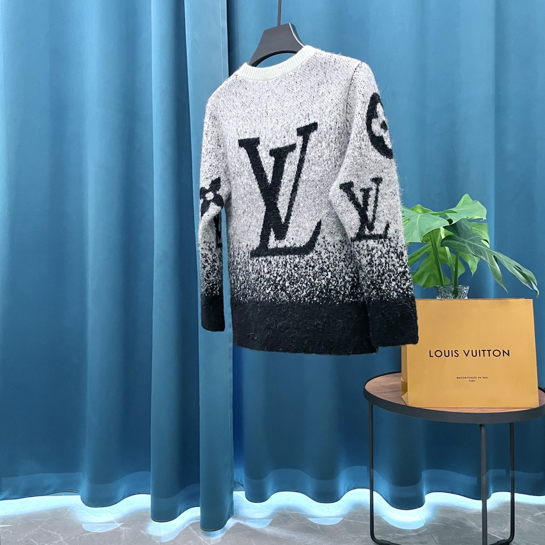 P145 (versión alta pesada) tres colores Lv➡️El nuevo suéter de lana jacquard de Louis Vuitton versión OS 🔥Mismo estilo…