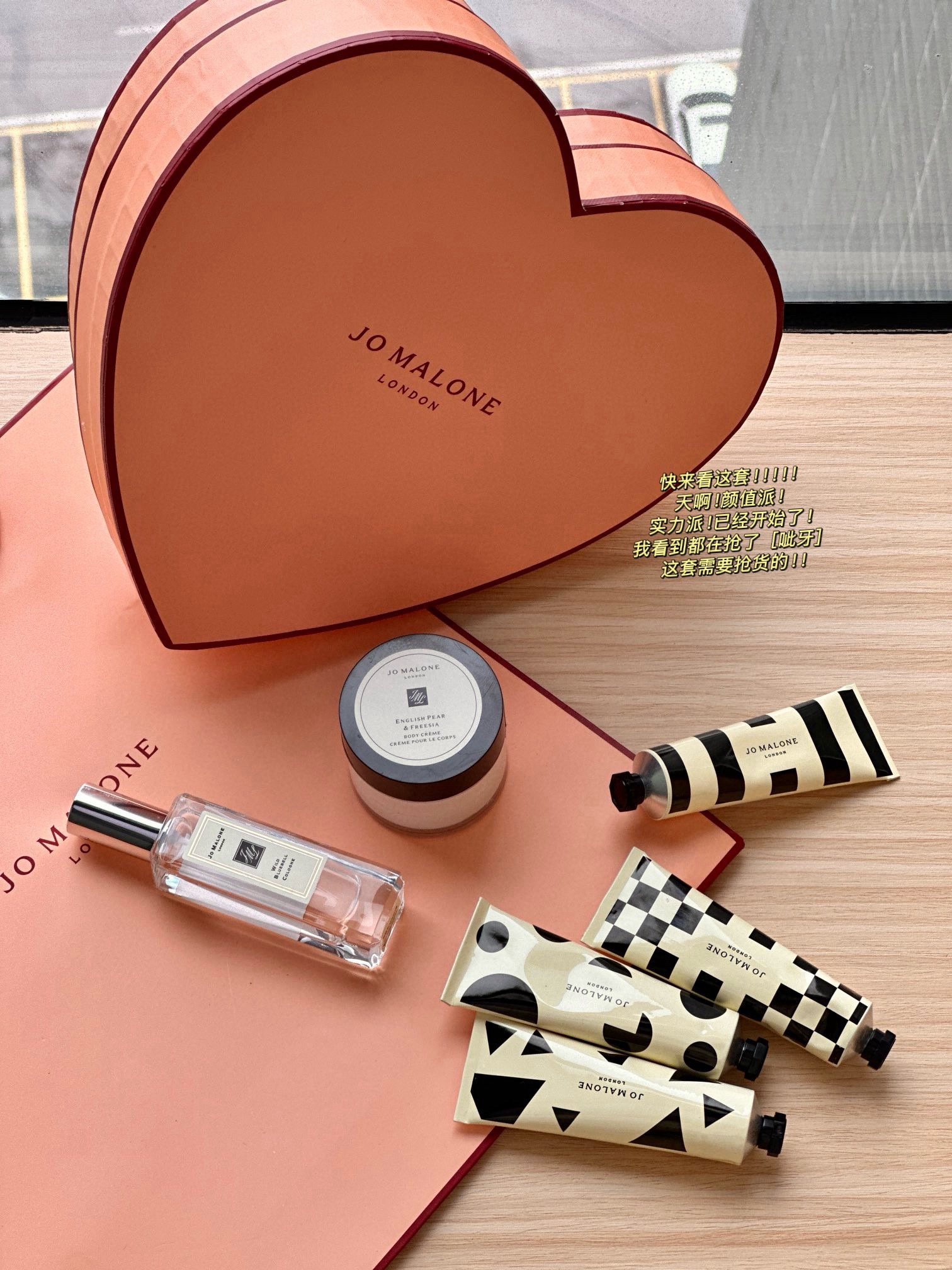 NO:810171,Who doesn’t love this!  !  !  !  !  Makes a great gift!  !  !  Zuma as always!  !  !  Authorized!  !  It’s a great gift for Chinese Valentine’s Day!  Very good. 6-piece fragrance care set!  Everything you need is there!  !  It smells great as a gift!  !  !  !  , toiletries, perfumes19860909这个谁不爱呢！！！！！ 送人好礼物！！！ 一如既往的祖马！！！有授权的！！ 七夕节送礼很好！很好啊 香氛呵护6件套！ 该有的都有了！！ 送礼真香！！！！,洗护用品香水,accessory