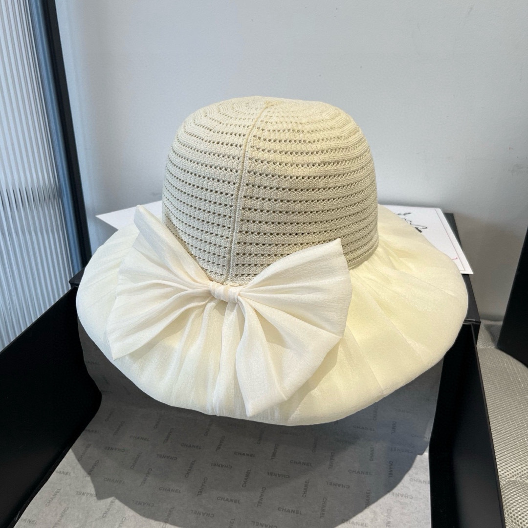 🆕

miumiu缪缪新款灯笼帽，遮阳草帽，防紫外线帽檐，头围57cm