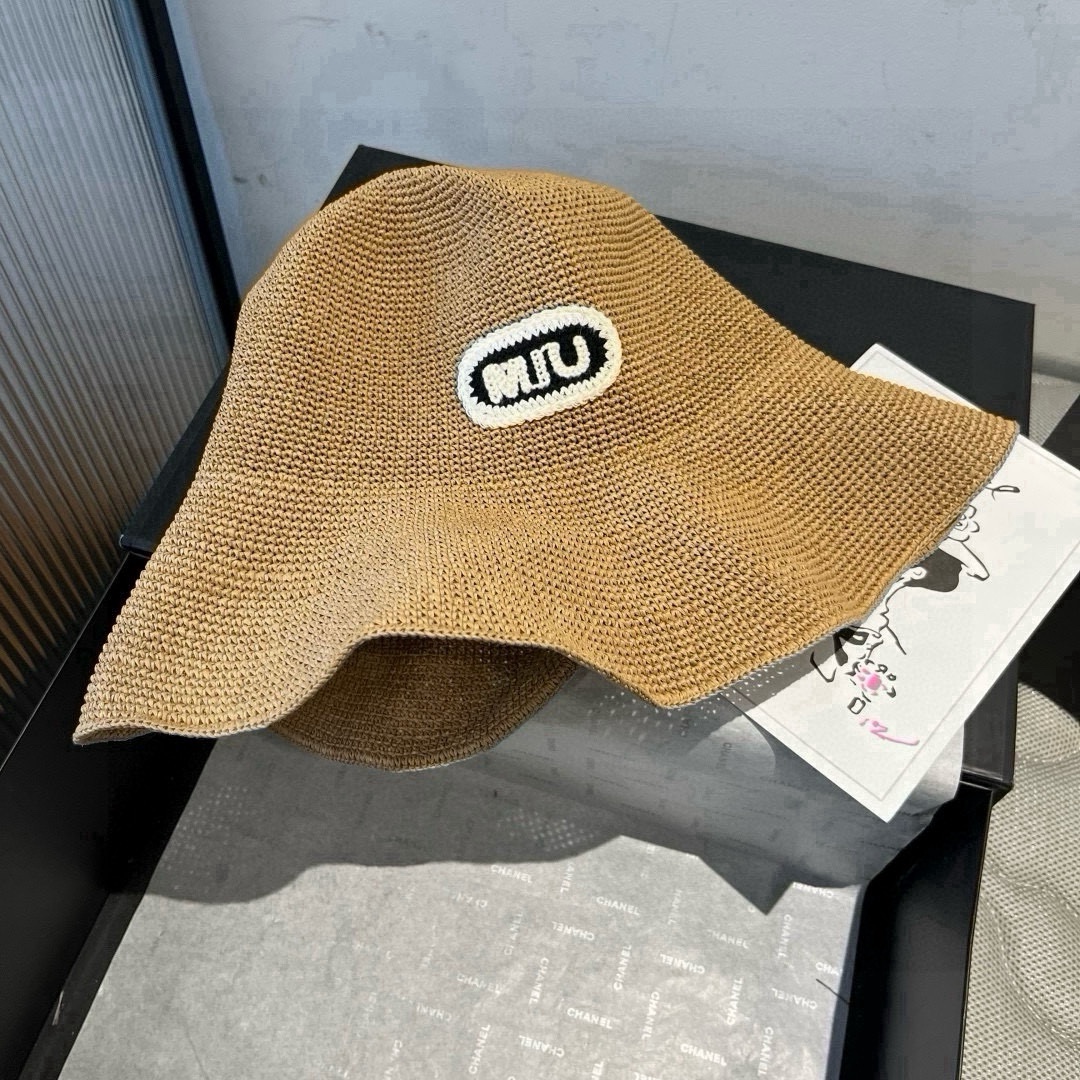 🆕

缪缪2025夏款折叠草帽，纯收工钩织，头围57cm，可折叠