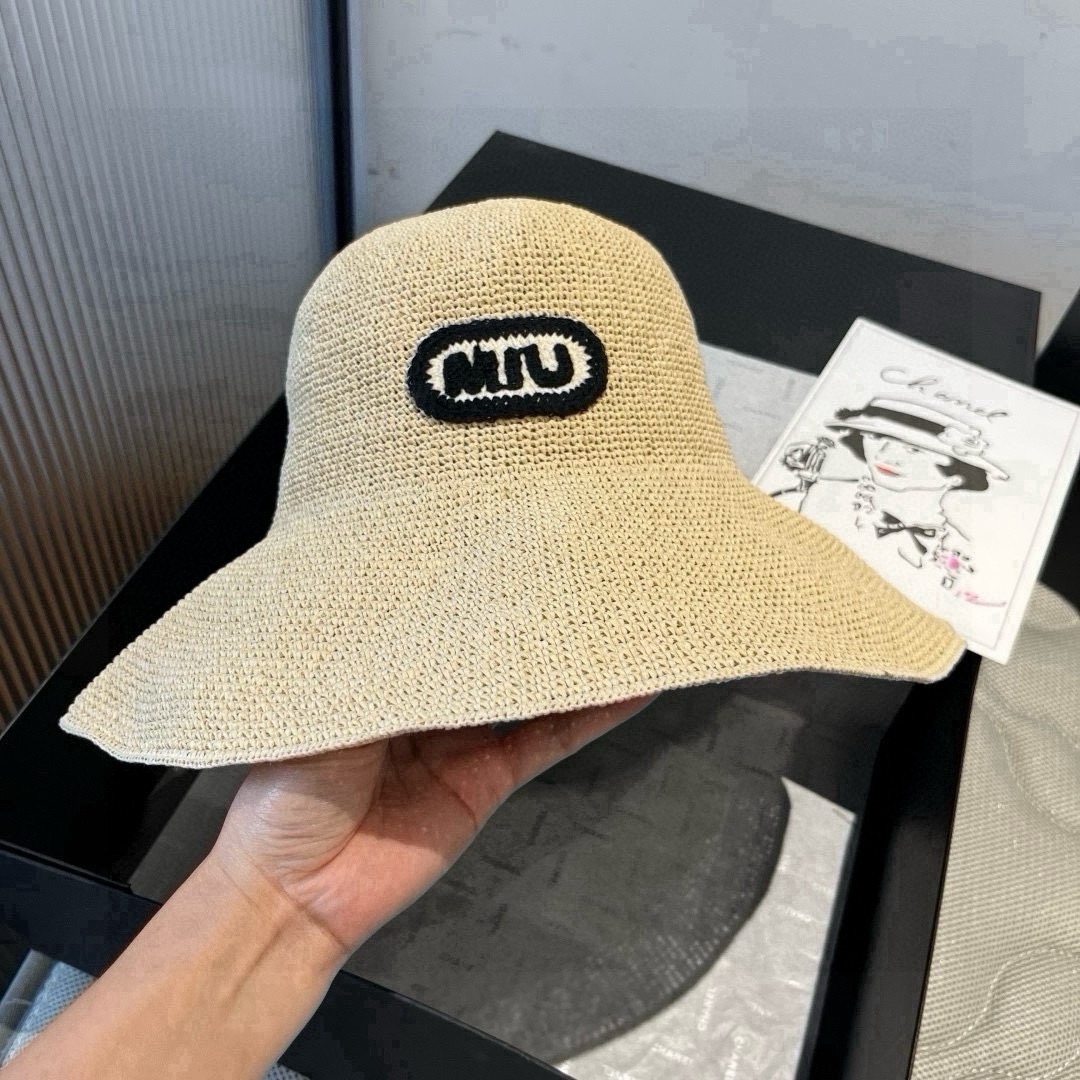 🆕

缪缪2025夏款折叠草帽，纯收工钩织，头围57cm，可折叠
