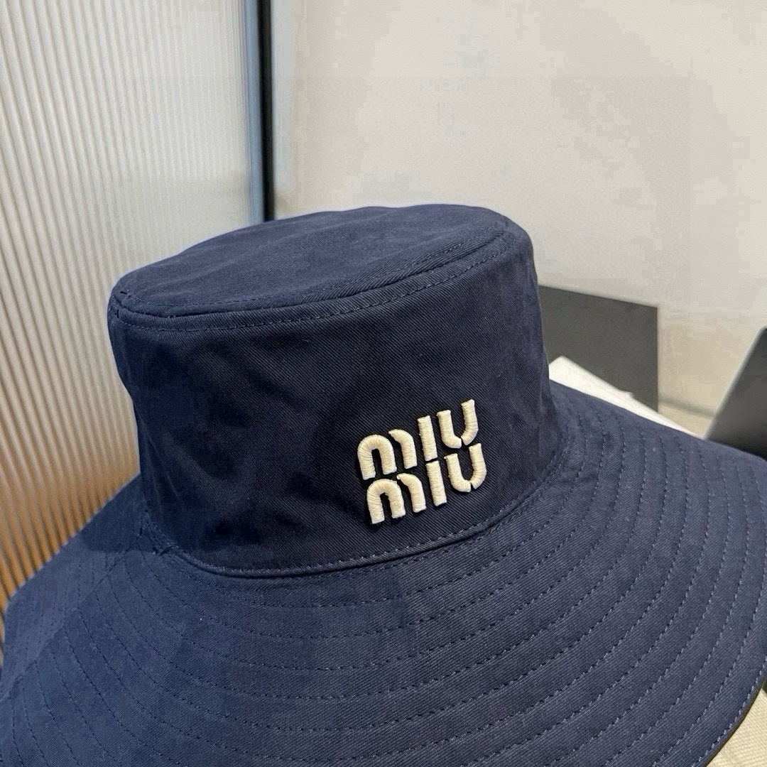 🆕

miumiu缪缪专柜款渔夫帽，高端定制，头围57cm