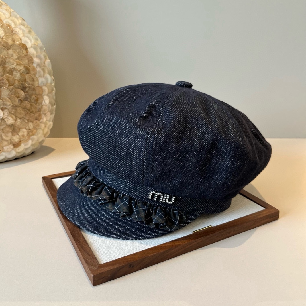 🆕

miumiu缪缪新款鸭舌军帽，高级定制，头围57cm