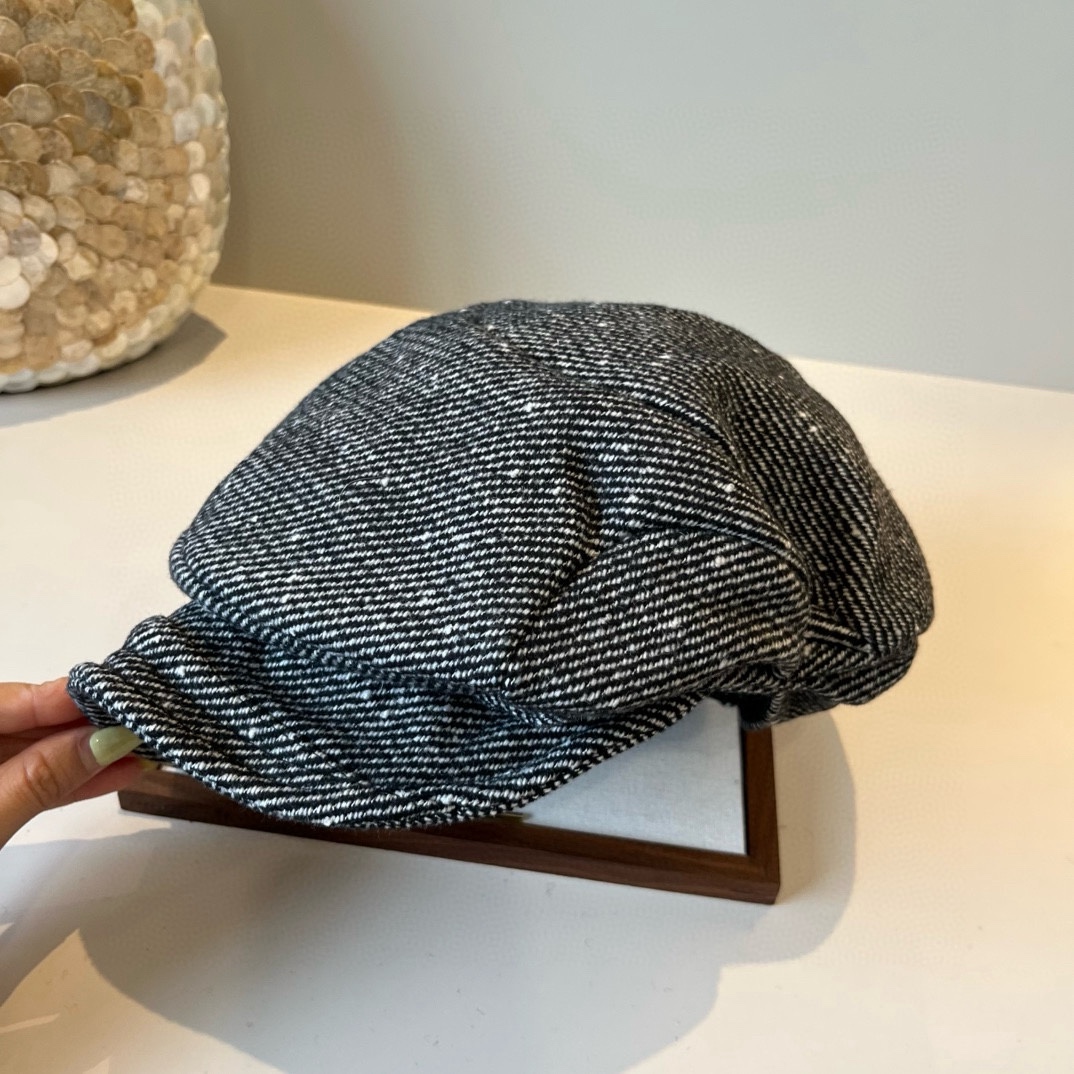 🆕

Chanel香奈儿新款鸭舌军帽，高级定制，头围57cm