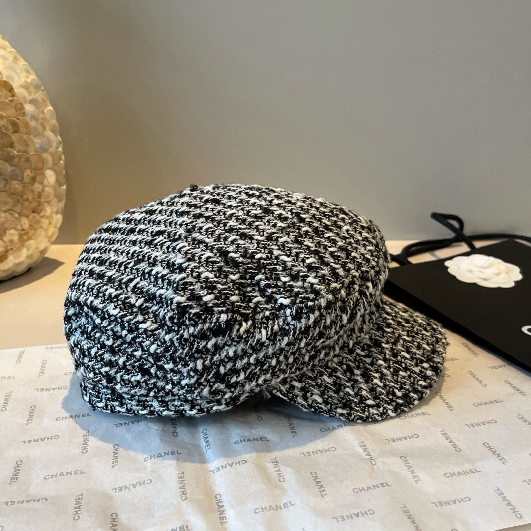 🆕

香奈儿新款鸭舌画家帽，头围57cm