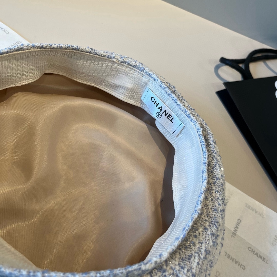 🆕

香奈儿新款鸭贝雷帽，头围57cm