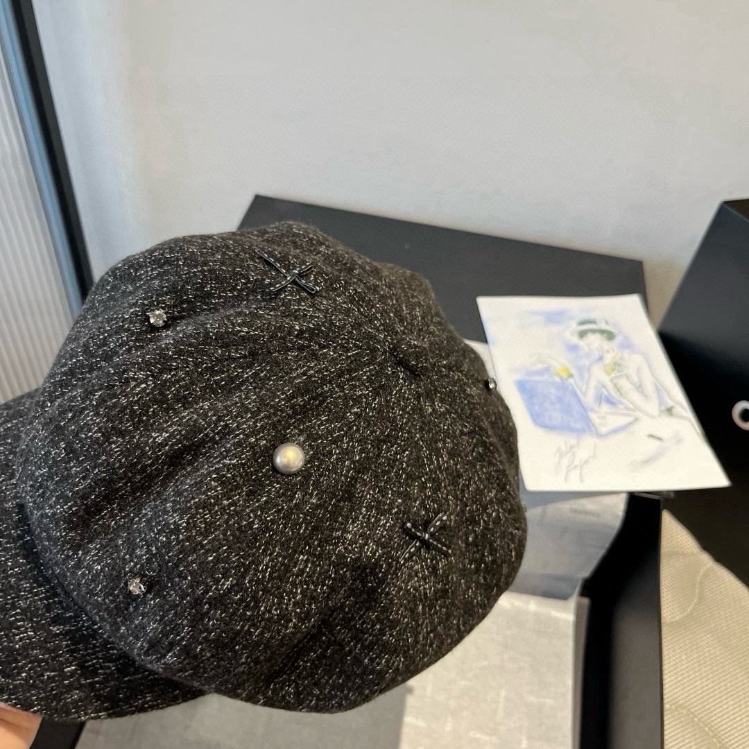 🆕

香奈儿新款鸭舌军帽，高级定制，头围57cm