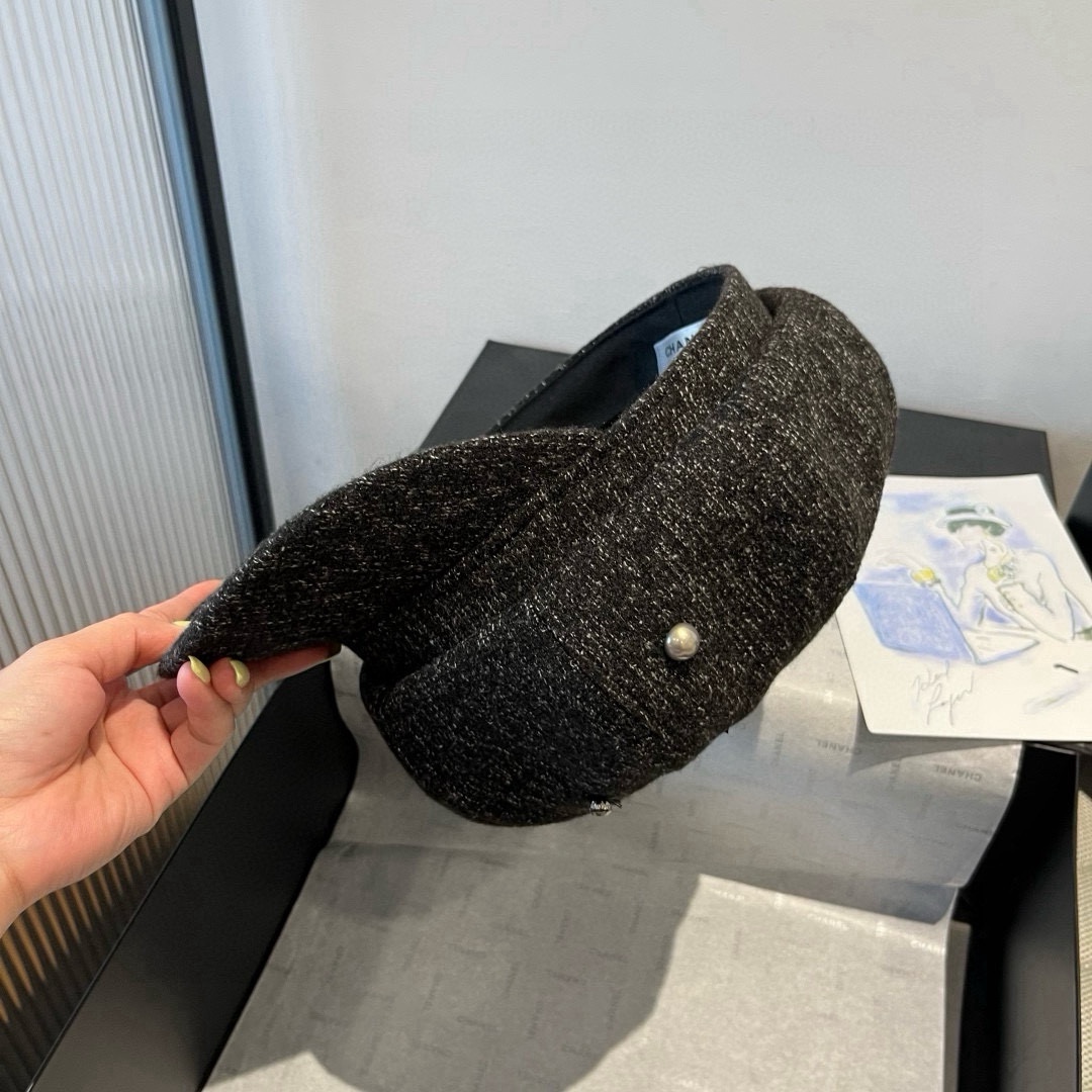 🆕

香奈儿新款鸭舌军帽，高级定制，头围57cm