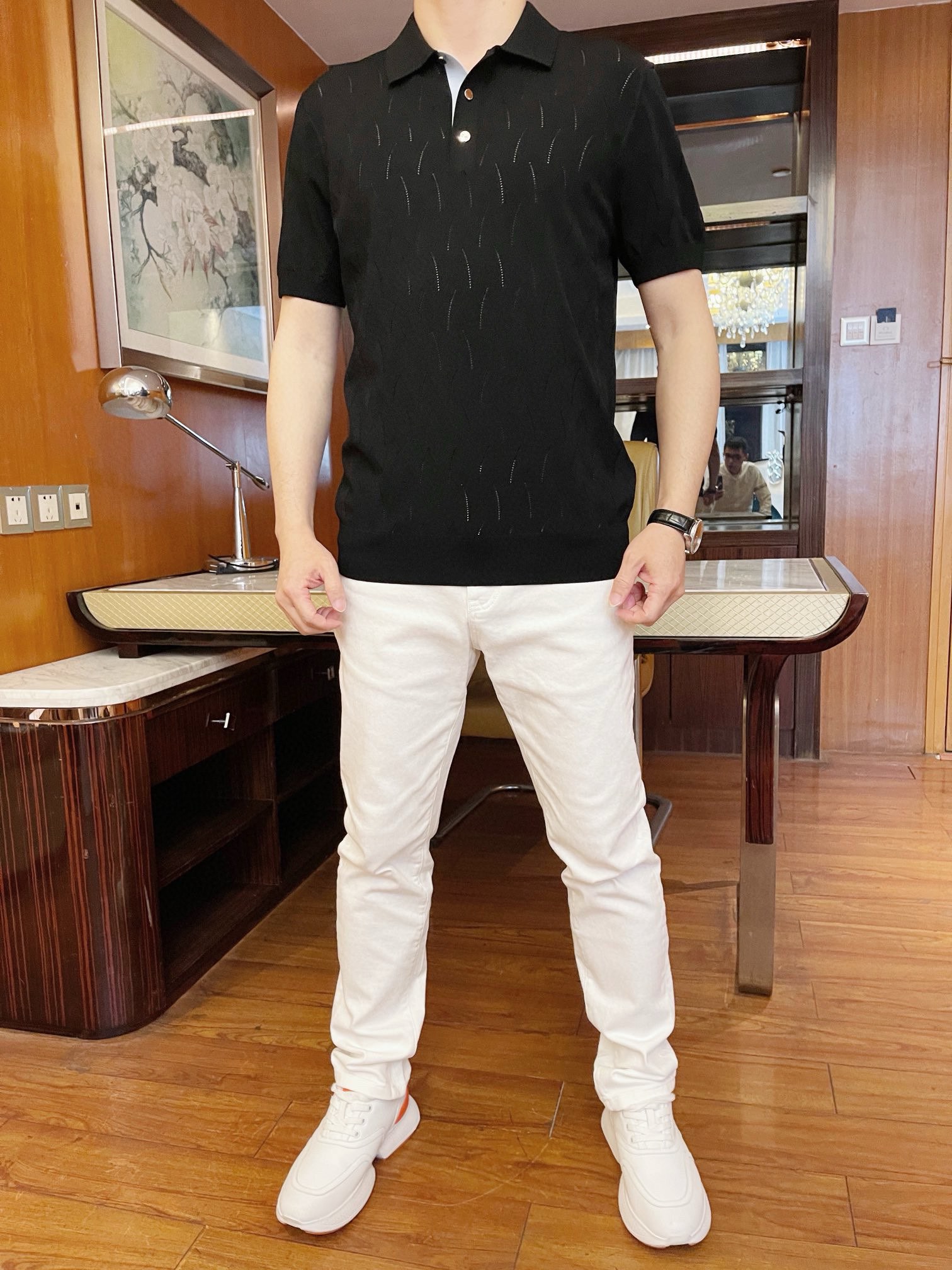 NO:510216,Jenia-2025 counter latest hot-selling Polo, hot-selling items in European and American counters!  Selected Italian imported Yilit fabrics with simple and elegant designs, the hollow design of the whole body is quite elegant, and there is no need to say much about the effect of the upper body. The code number is 48-56 (model 173/130 wears 48, with Hong Kong Lane Crawford gift box packaging), zegna, alexander wang19860909杰尼亚-2025专柜最新爆款Polo出货 欧美专柜热销单品！精选意大利进口伊力特面料搭配简约大方的设计,通体的镂空设计相当彰显雅致 上身效果不用多说.码数48-56（模特173/130穿48、配香港连卡佛礼盒包装）,,zegna,alexander wang,Men's clothing