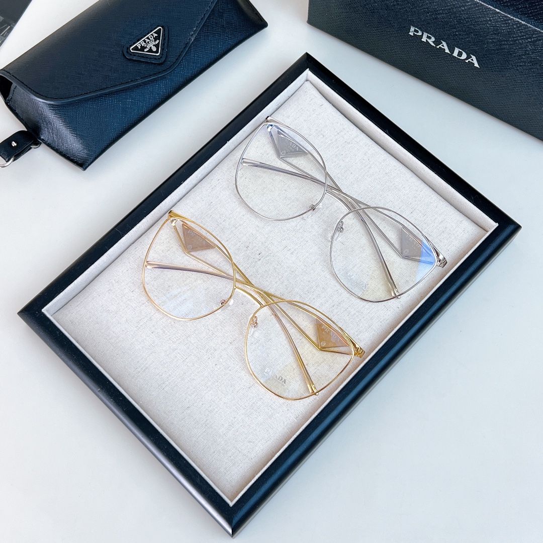 PRADA* Modelo: SPR50Z Talla: 59口19−140 🉐105