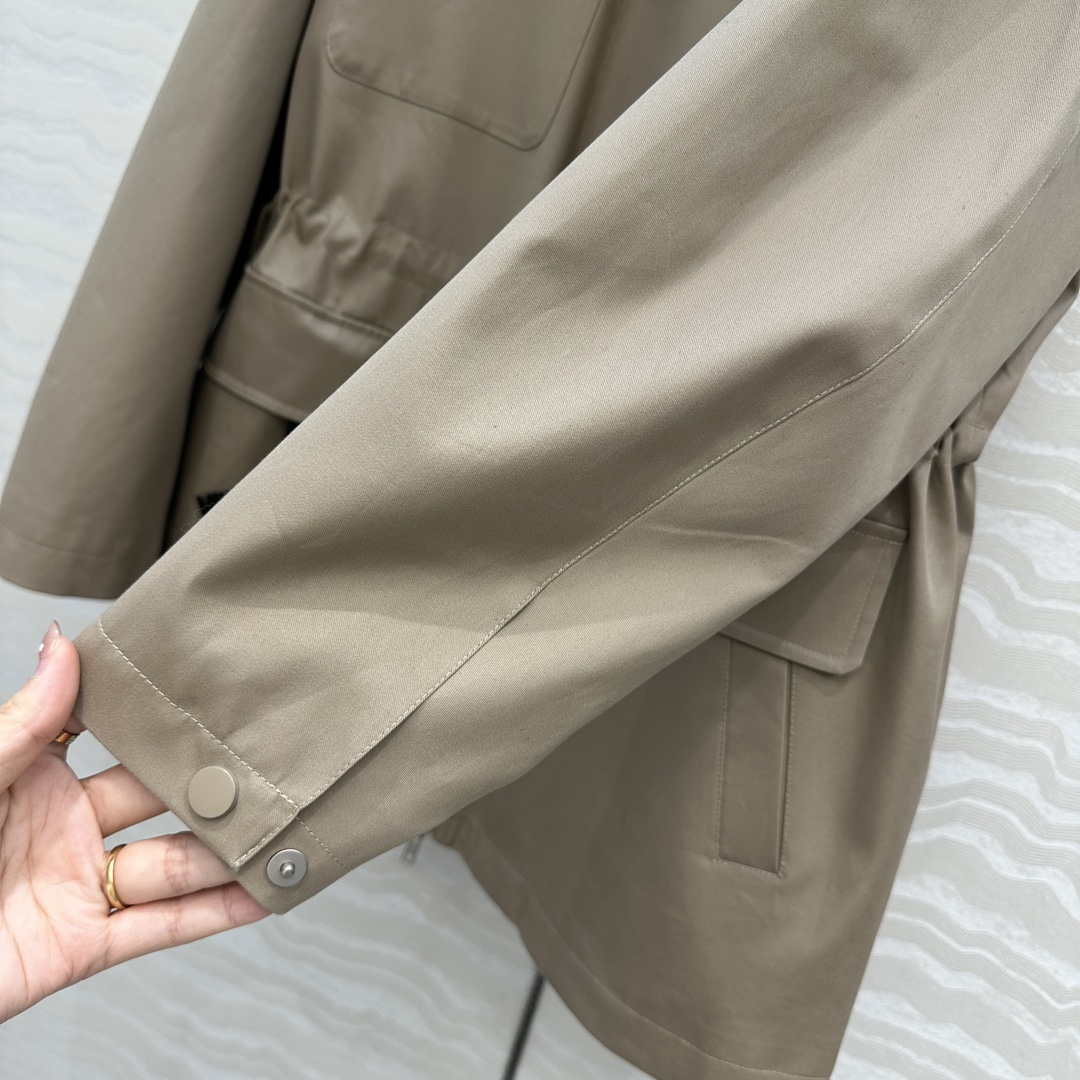“Exclusive Female Outfit P1392 with Hand-Carrying Design and All-Meat Fabrics” - 图片 7