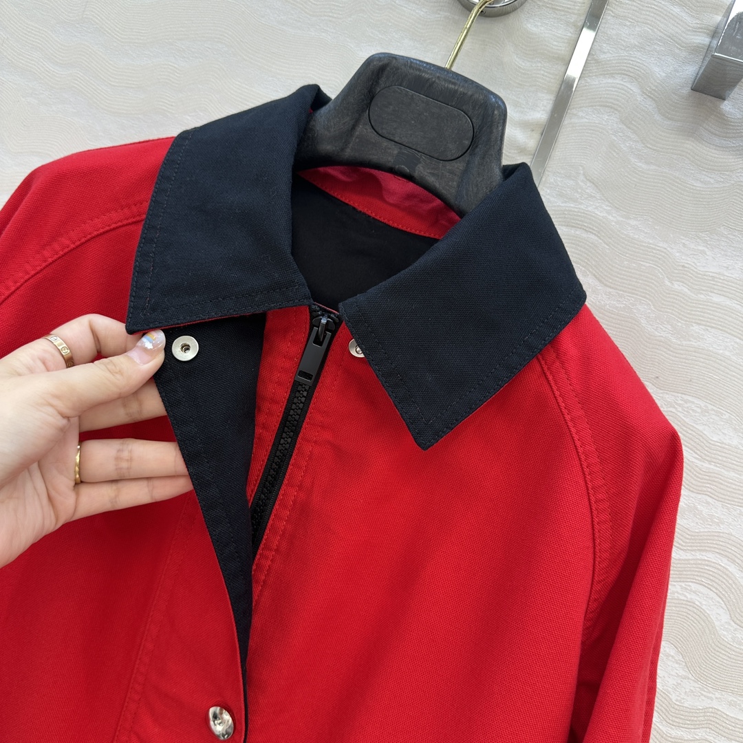 “Exclusive Red Tarpaulin Flighter Women’s Suit with Customized Design and High-Density Fabric” - 图片 4
