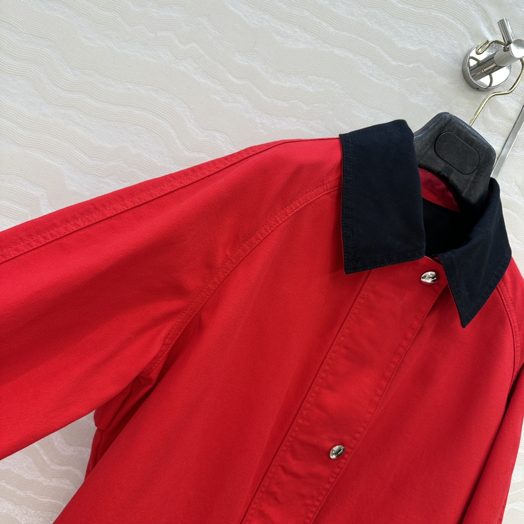 “Exclusive Red Tarpaulin Flighter Women’s Suit with Customized Design and High-Density Fabric” - 图片 3