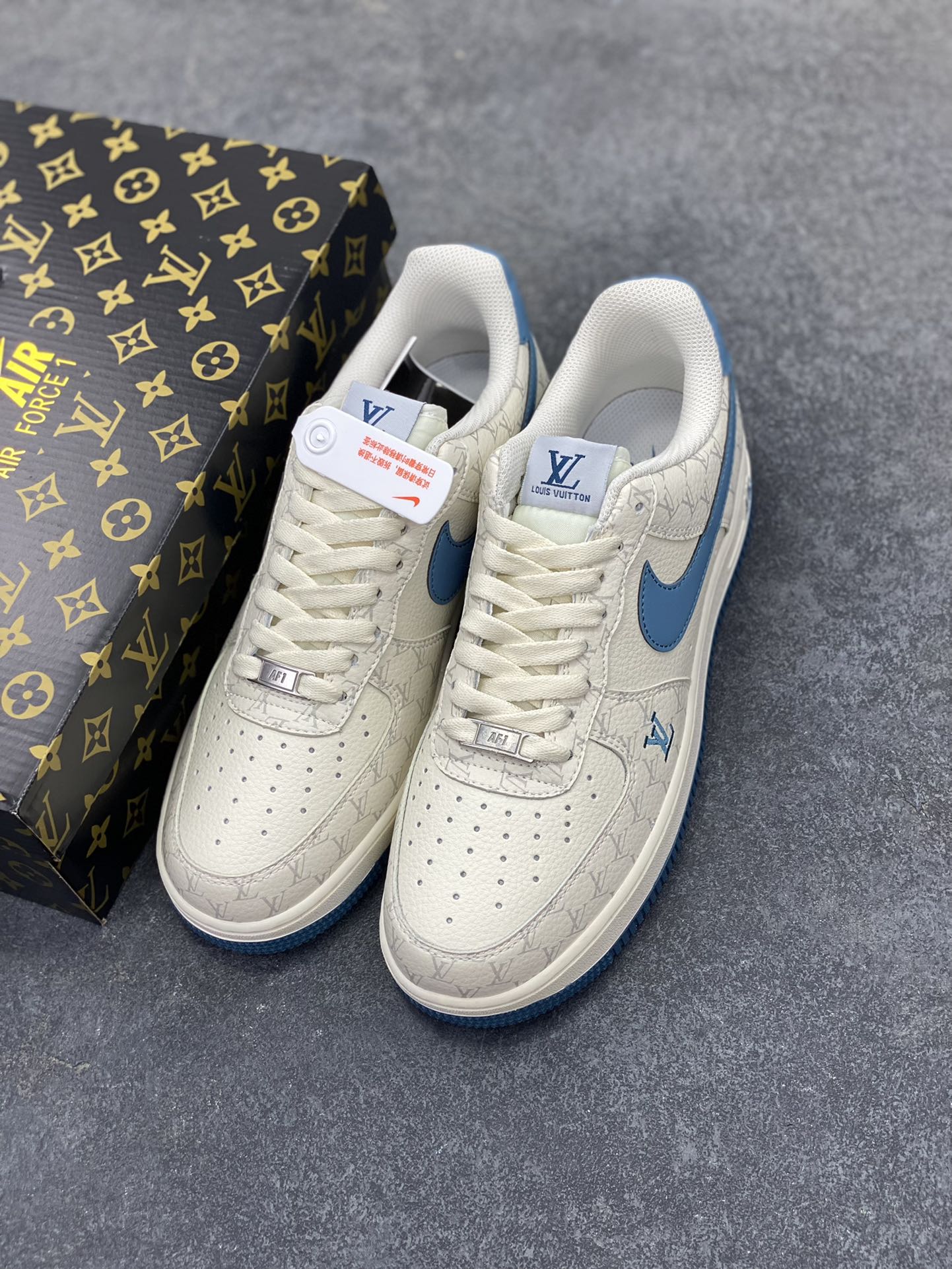 图片[8]-NIke Air Force 1 \’07 Low “LV联名——海湾蓝印花”空军一号 低帮 运动鞋 休闲鞋 折边针车 工艺难度大 原楦头原纸板 原装鞋盒 定制五金配件 内置全掌气垫 原厂鞋底 货号：BZ6880-105 尺码：36 36.5 37.5 38 38.5 39 40 40.5 41 42 42.5 43 44 44.5 45-选品中心
