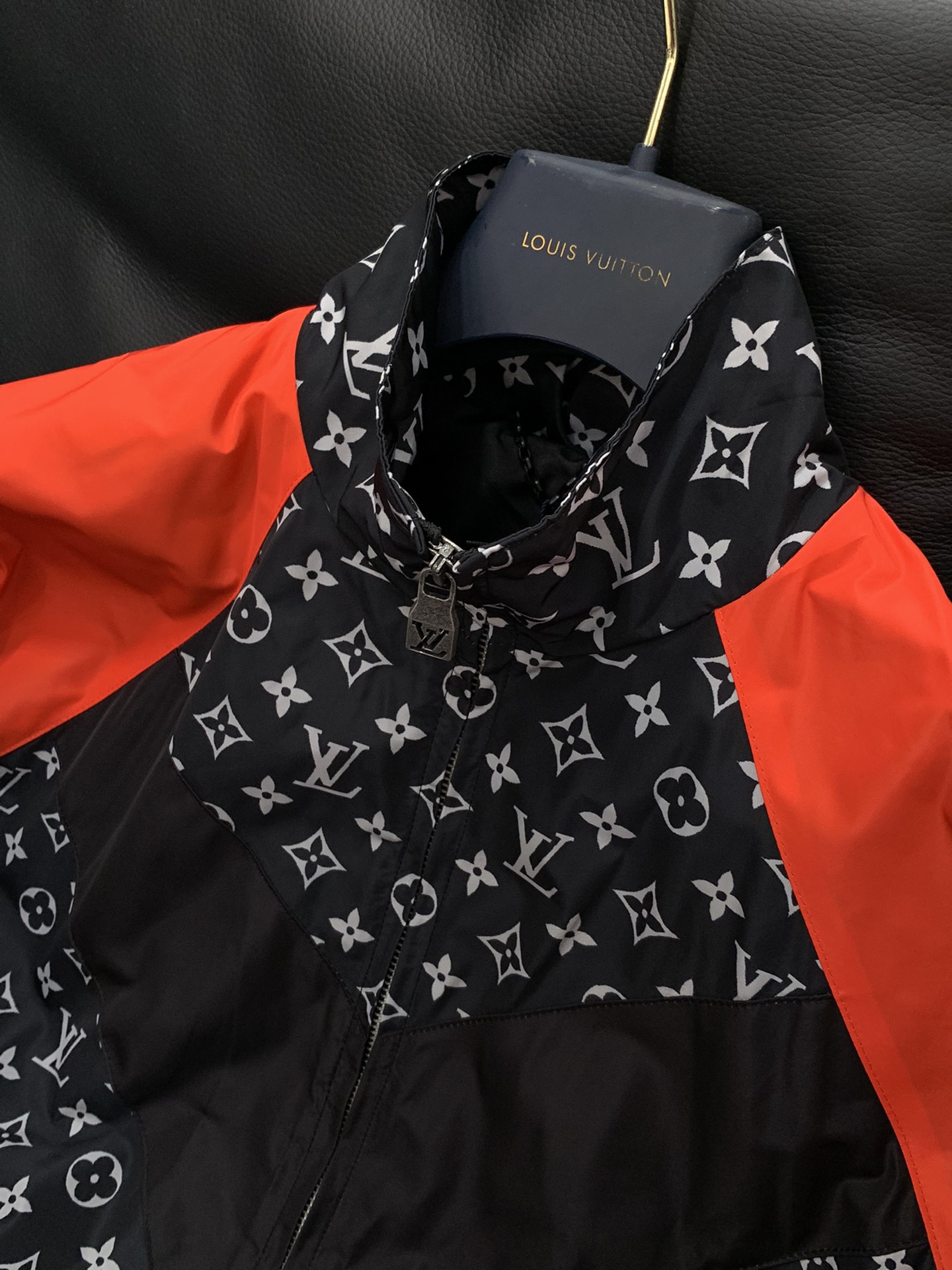 ，LouisVuitton 路易威登，2025秋季最新款，专柜同步有售，原单狠货，时尚休闲夹克外套，上身