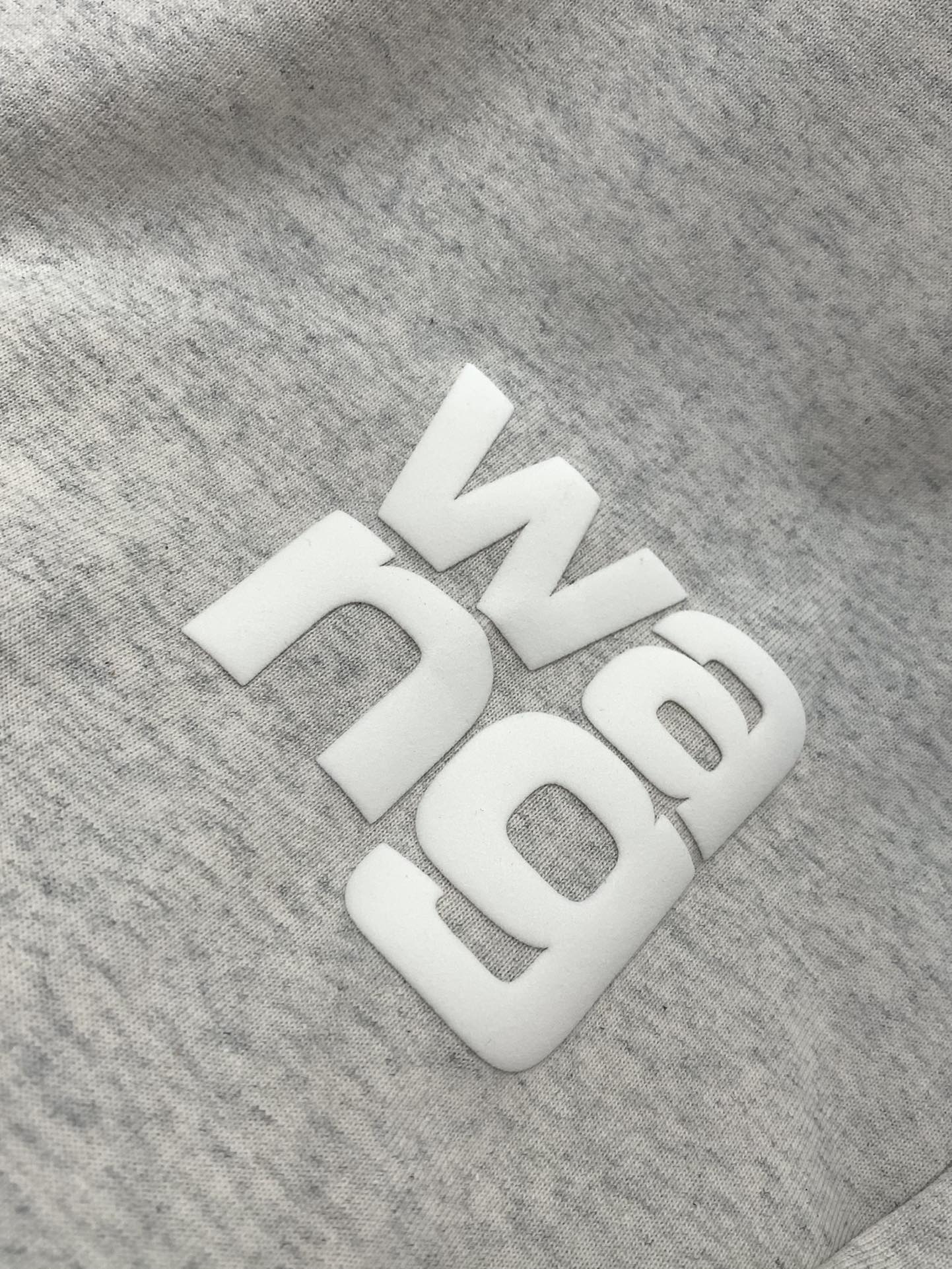 ，Alexander Wang 亚历山大·王，2025早秋新品，时尚休闲圆领长袖T恤，专柜同步有售，顶级