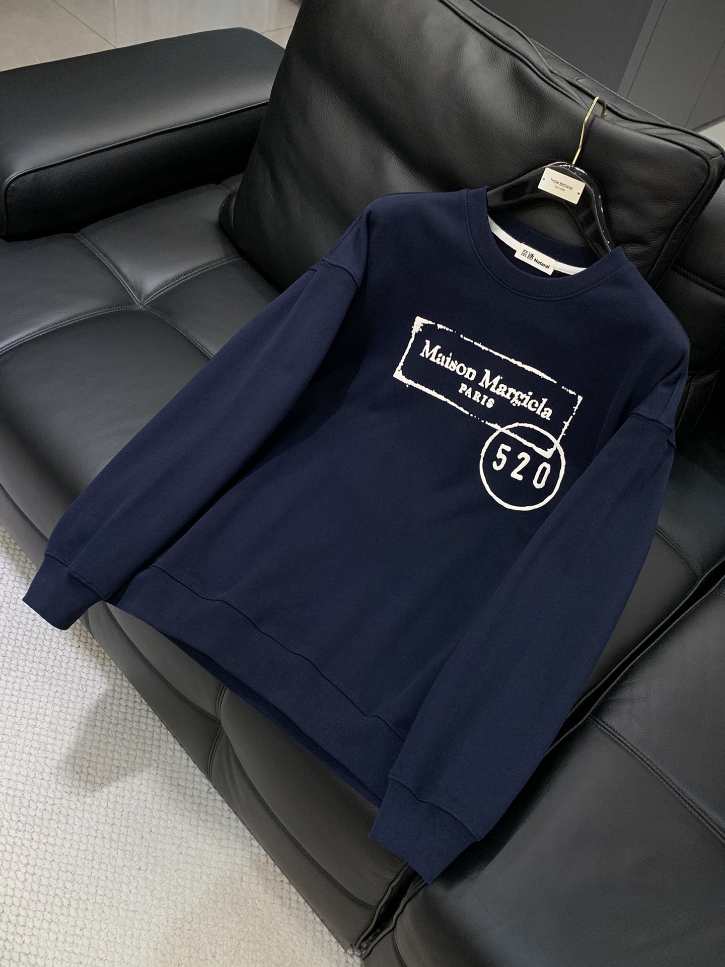 ，Maison Margiela马吉拉，2025秋季最新品，专柜同步有售，原单狠货，时尚休闲圆领长袖卫衣