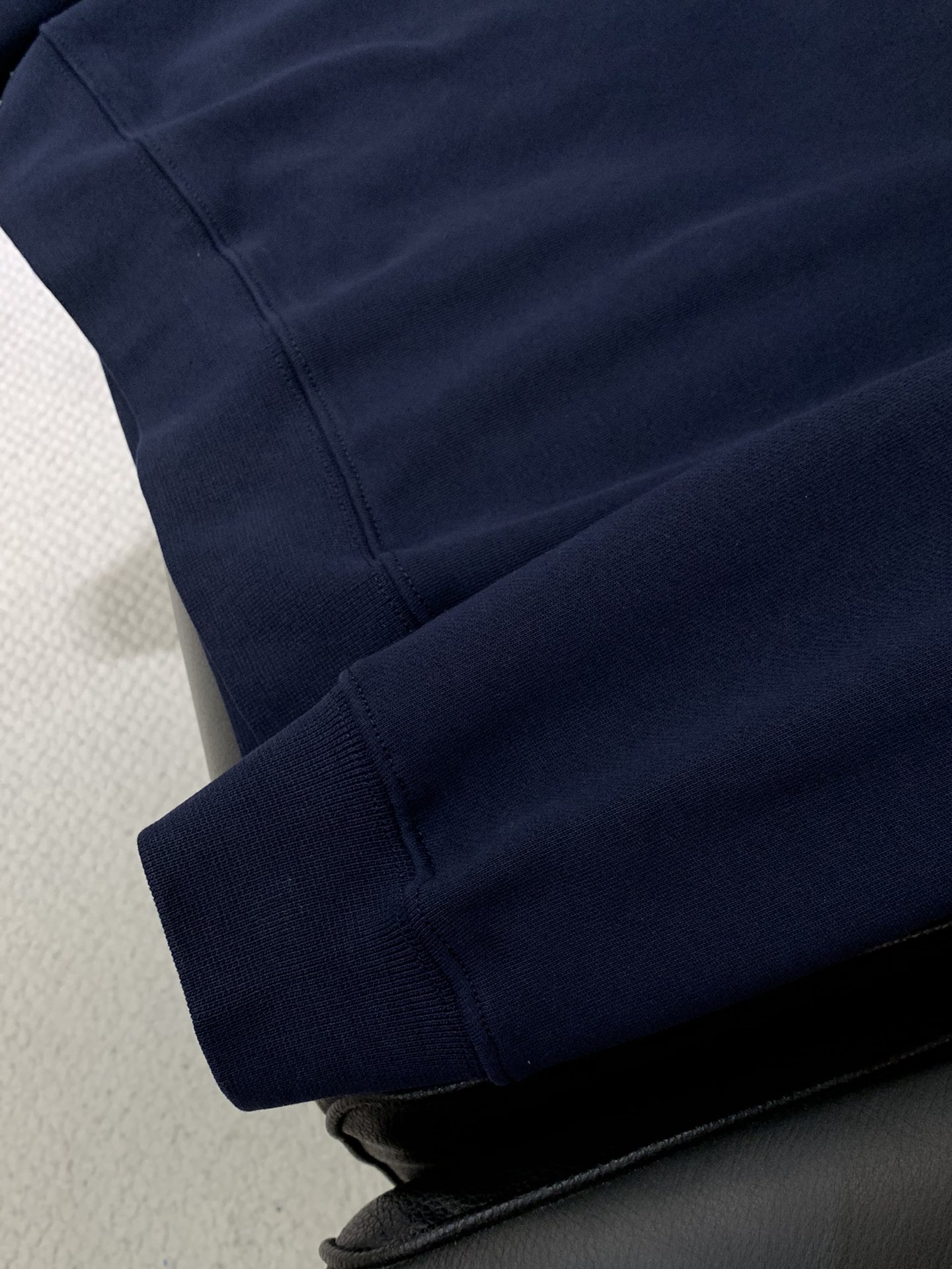 ，Maison Margiela马吉拉，2025秋季最新品，专柜同步有售，原单狠货，时尚休闲圆领长袖卫衣