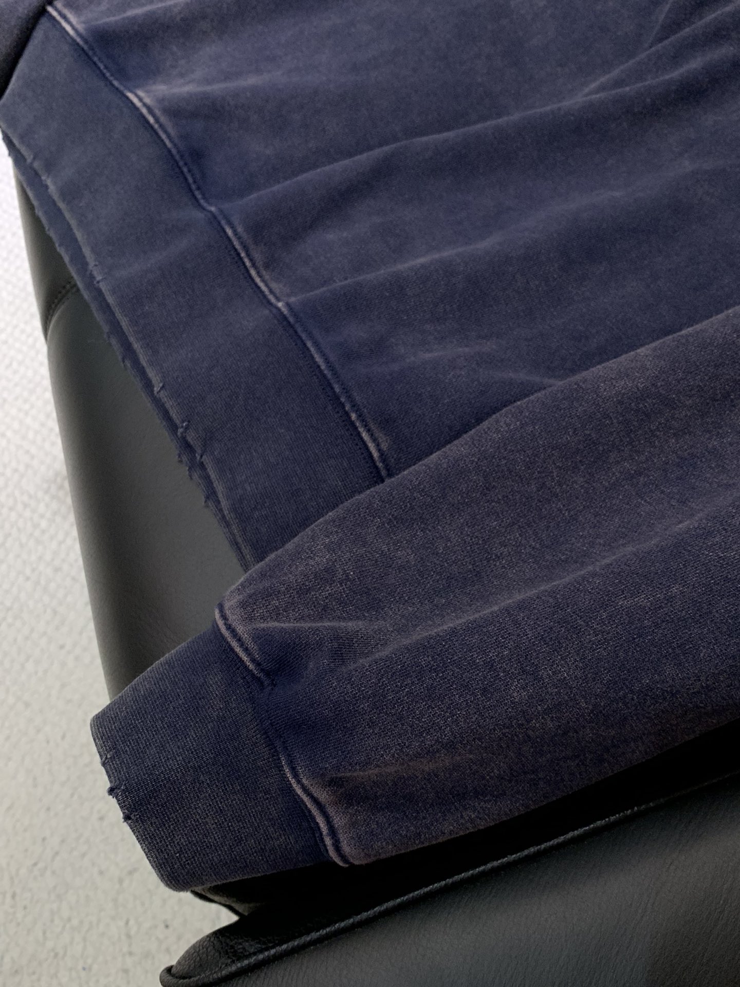 ，ARCTERYX 始祖鸟，2025早秋AW新品，时尚休闲圆领长袖卫衣，专柜同步有售，原单狠货，进口原版