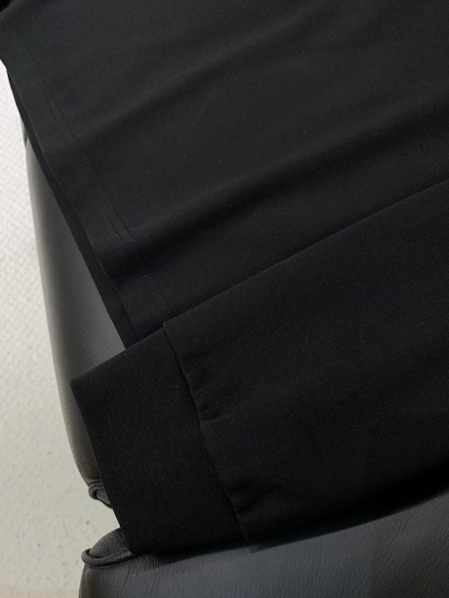 ，Dior 迪奥， 2025秋季新品，专柜同步有售，简约时尚休闲圆领长袖T恤，原版进口面料，舒适透气，顶