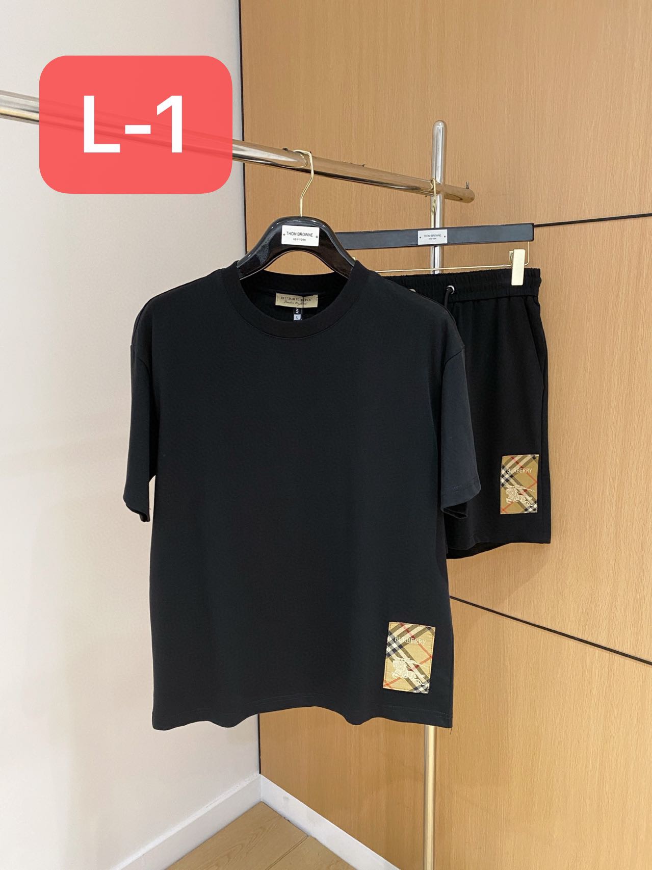 NO:511746,A set of instant price-taking items, the number of numbers is as shown in the figure, first come first served., alexander wang19860909秒杀价一套捡漏款、码数如图,先到先得.,,alexander wang,Men's clothing