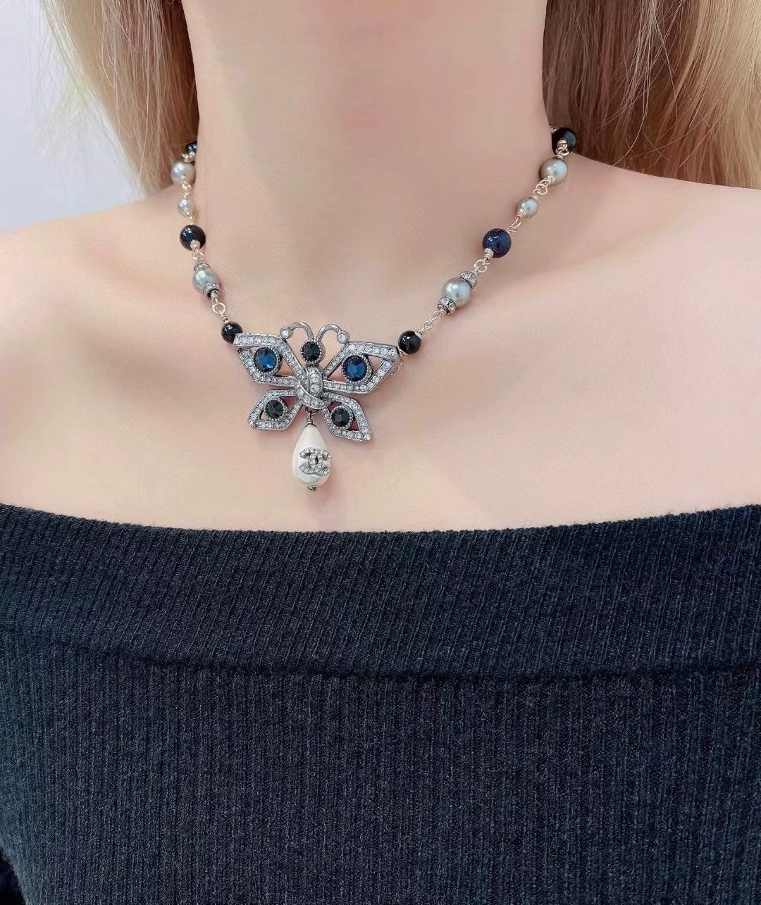 Chanel Black & Silver Crystal Butterfly Beaded Necklace 9 i1755594181 5462 8
