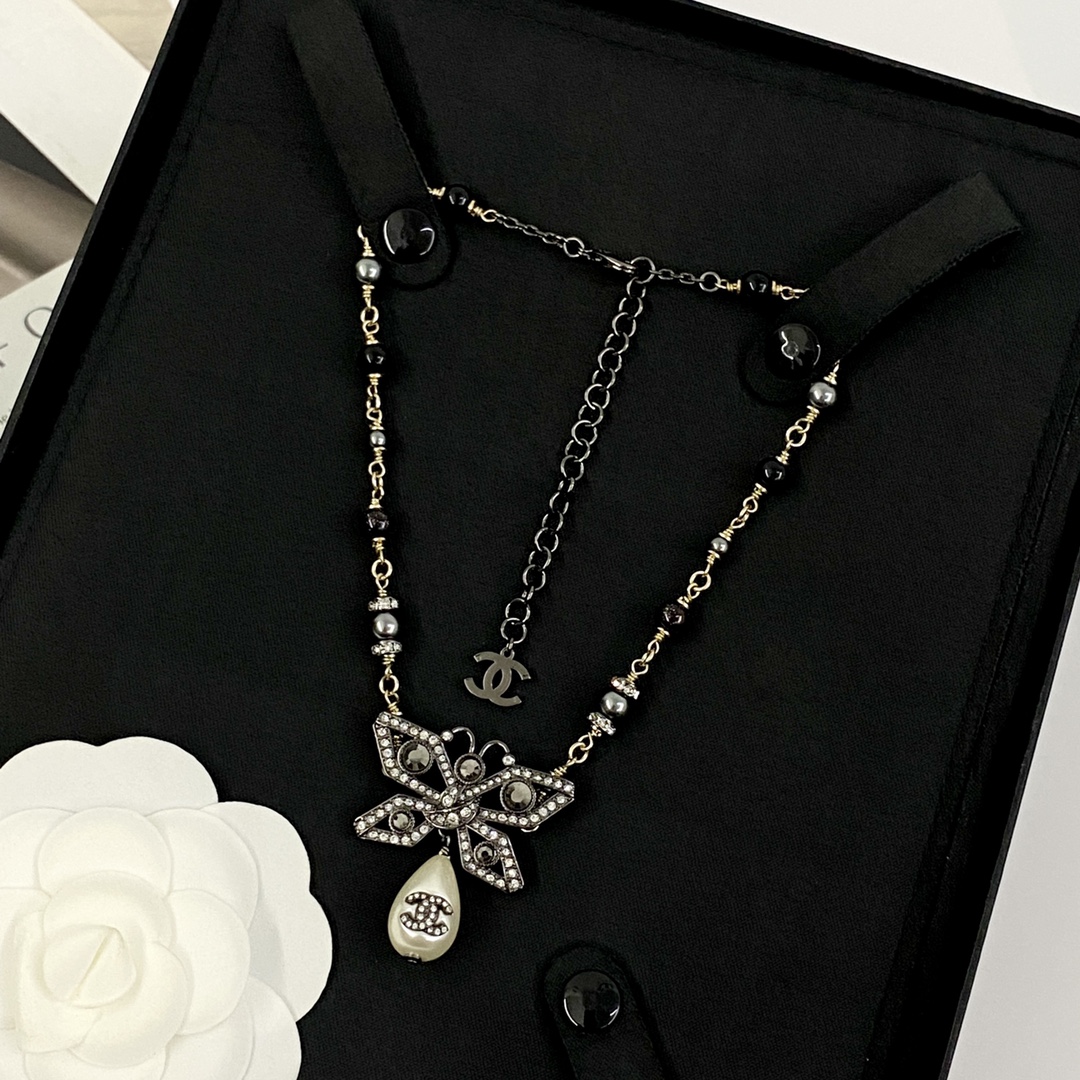 Chanel Black & Silver Crystal Butterfly Beaded Necklace 6 i1755594181 7919 5