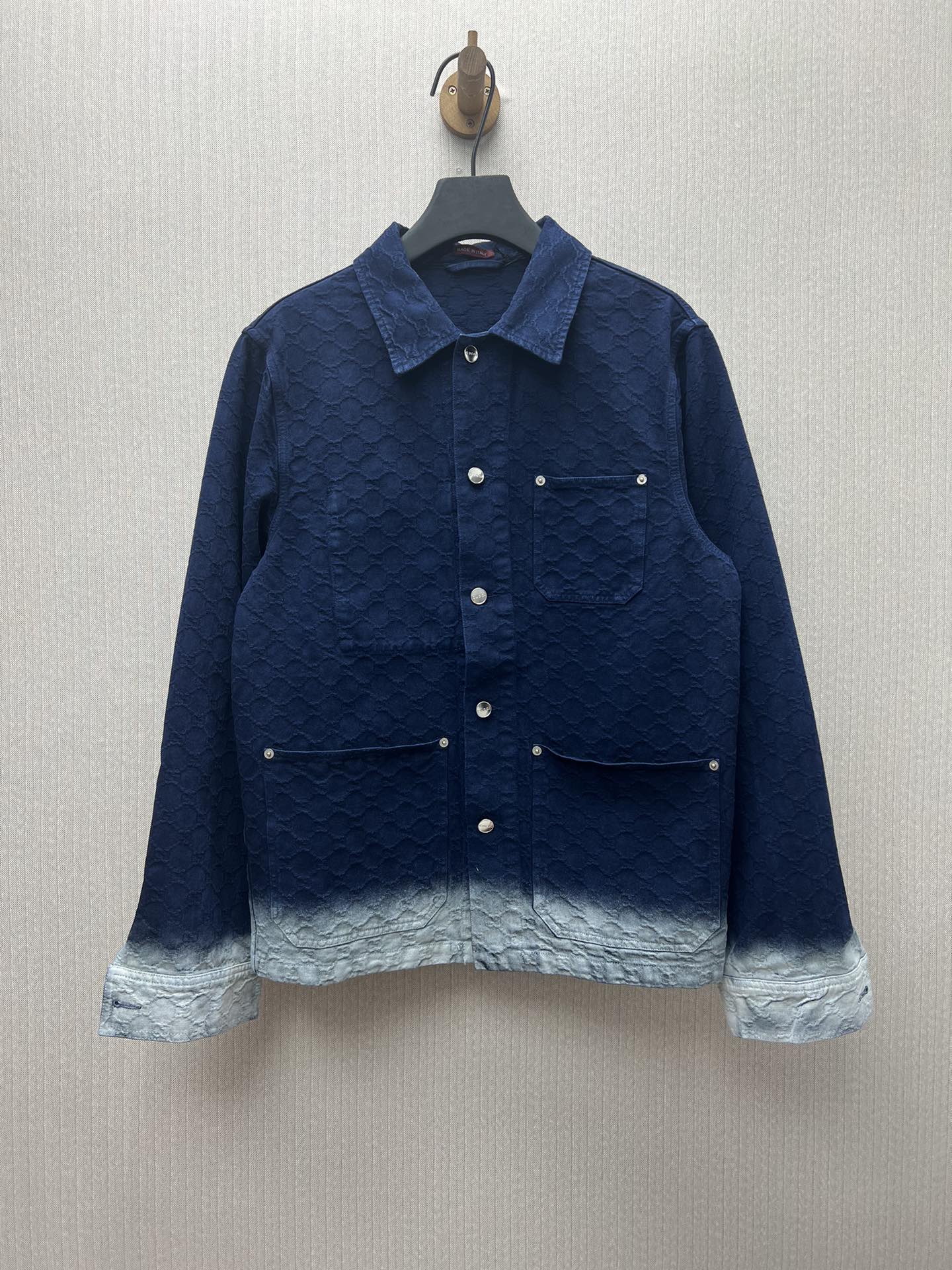 Camisa nueva de G para 25ss, confeccionada con tela jacquard de mezclilla de algodón GG decolorada en degradado de azul…
