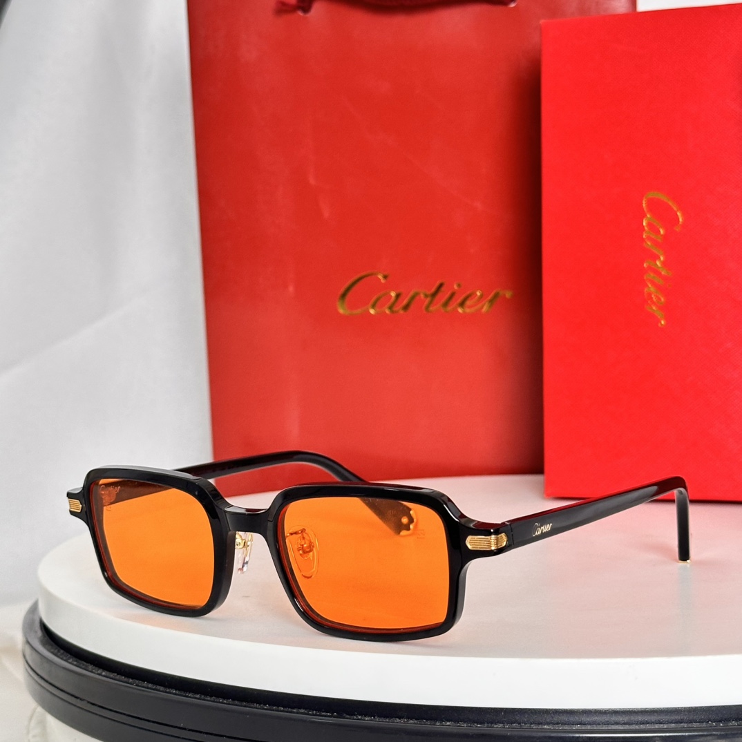  ‼️卡地亚 𝑪𝒂𝒓𝒕𝒊𝒆𝒓 Première系列
MOD：CT0539S
高电镀 升级蔡司镜片
siz