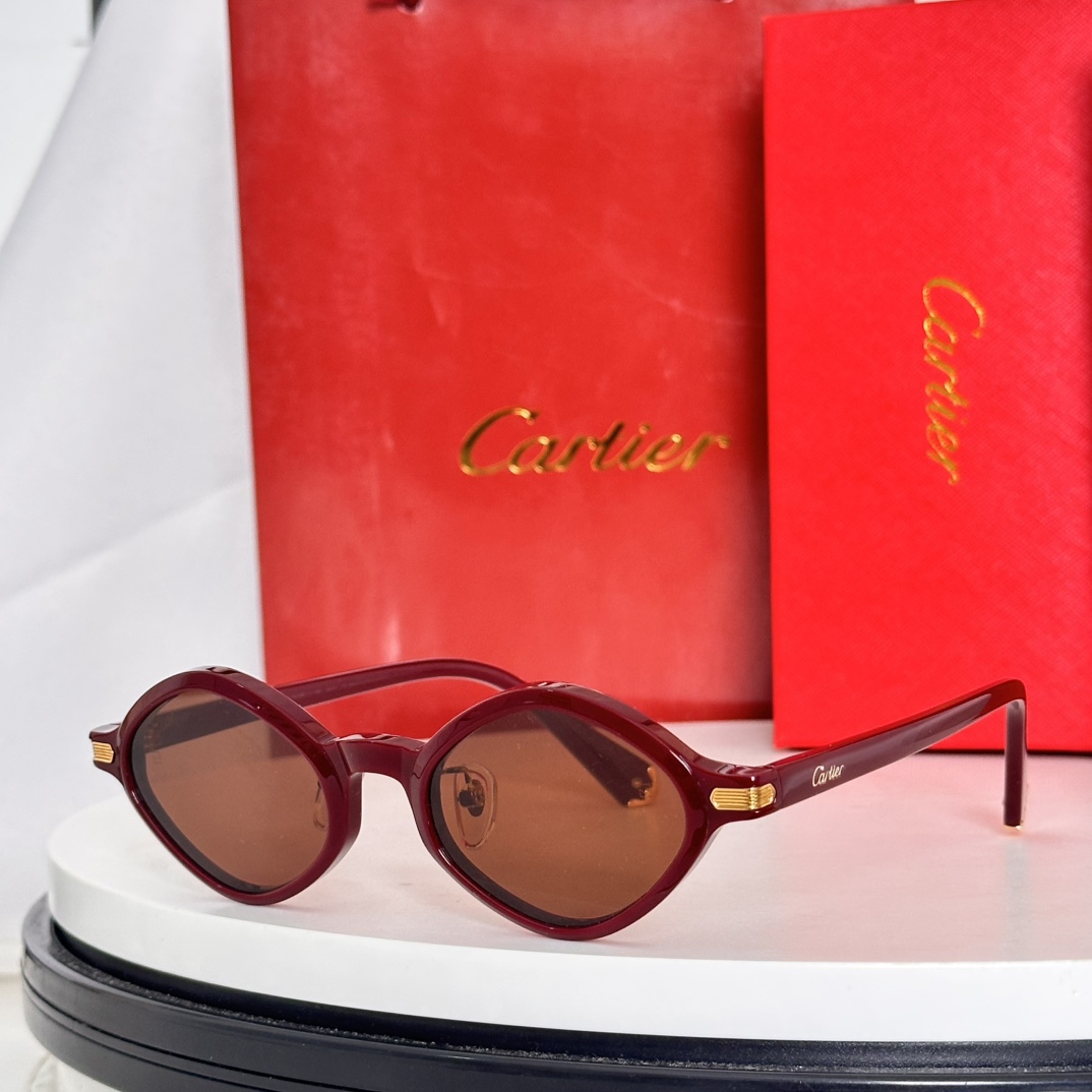  ‼️卡地亚 𝑪𝒂𝒓𝒕𝒊𝒆𝒓 Première系列
MOD：CT0540S
size：48口21-145