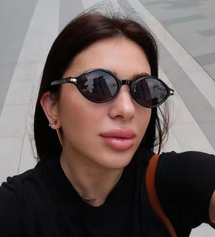  ‼️ 模特图 卡地亚 𝑪𝒂𝒓𝒕𝒊𝒆𝒓 Première系列
MOD：CT0540S
size：48口2