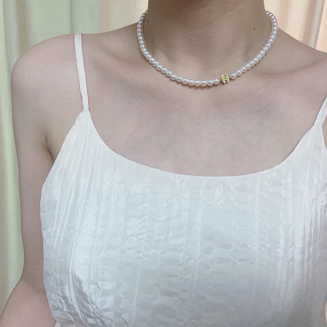 Chanel 新款 香奈儿Chanel最新款 韩版珍珠项链 超个性 百搭款特别特别赞 整体细节非常令人惊喜