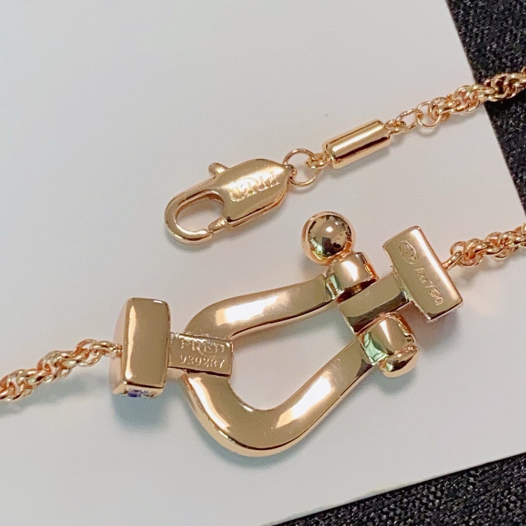 “New Product Release: Rose Bonfire, Golden Freder, High-Quality Necklaces, Fashion Industry, Superpowers” - 图片 4