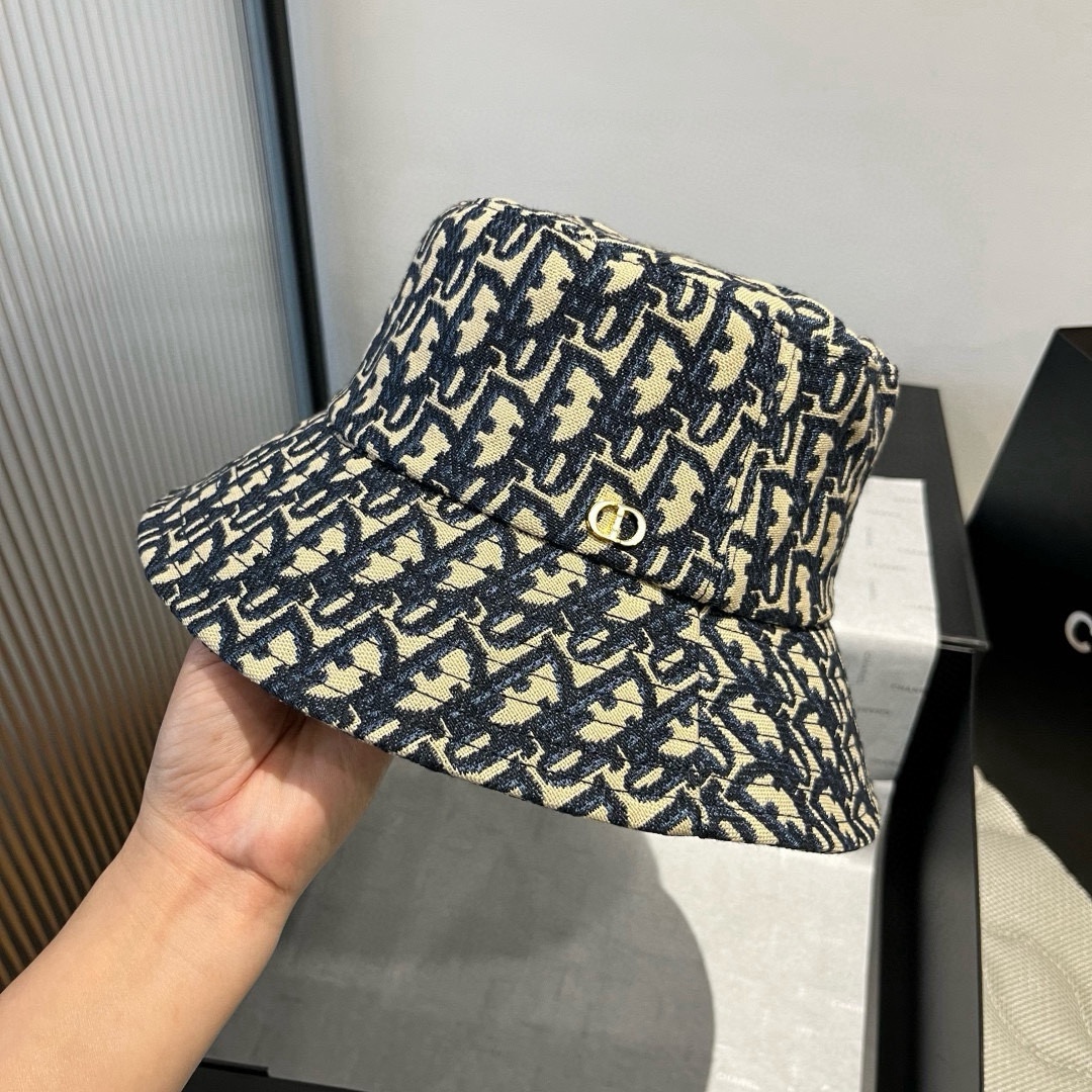 🆕
Dior迪奥新款渔夫帽