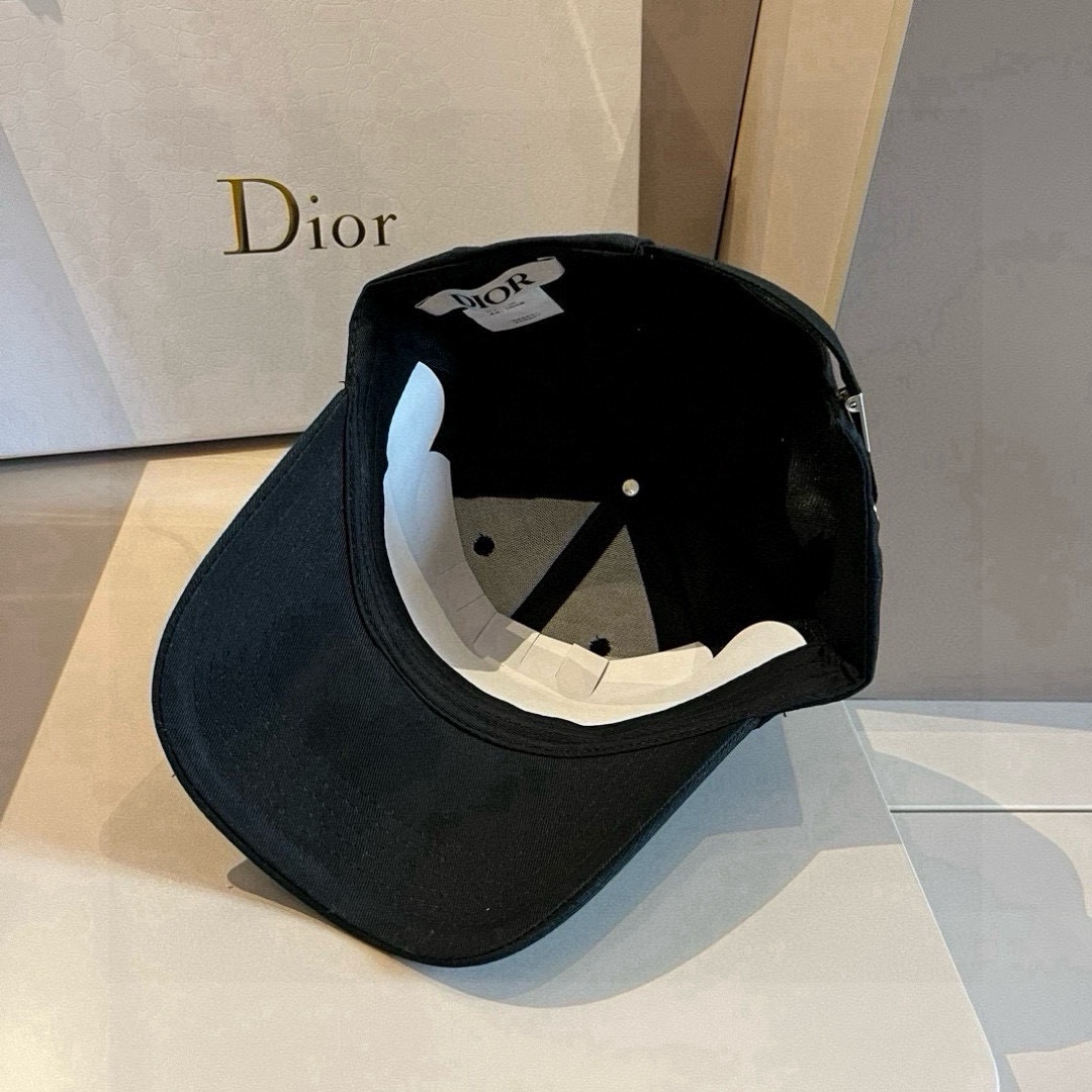 🆕
Dior迪奥鸭舌帽，男女款棒球帽，头围57cm
