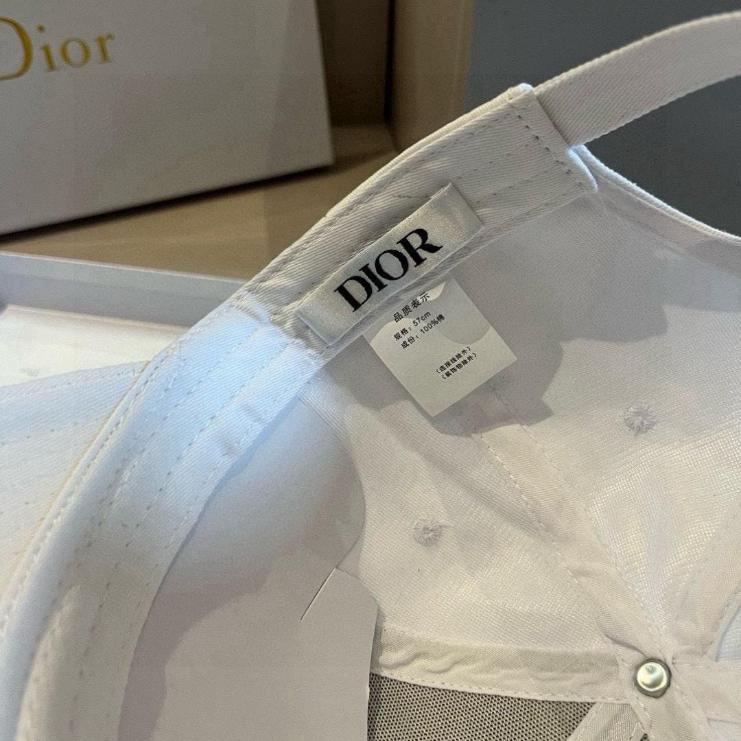 🆕
Dior迪奥鸭舌帽，男女款棒球帽，头围57cm