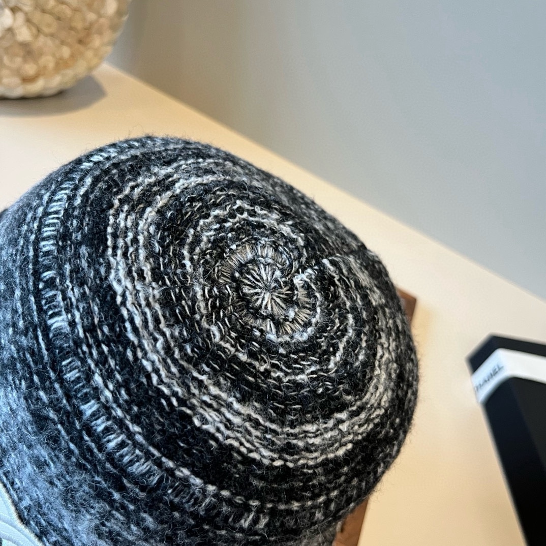 🆕

Chanel香奈儿新款渔夫帽，头围57cm