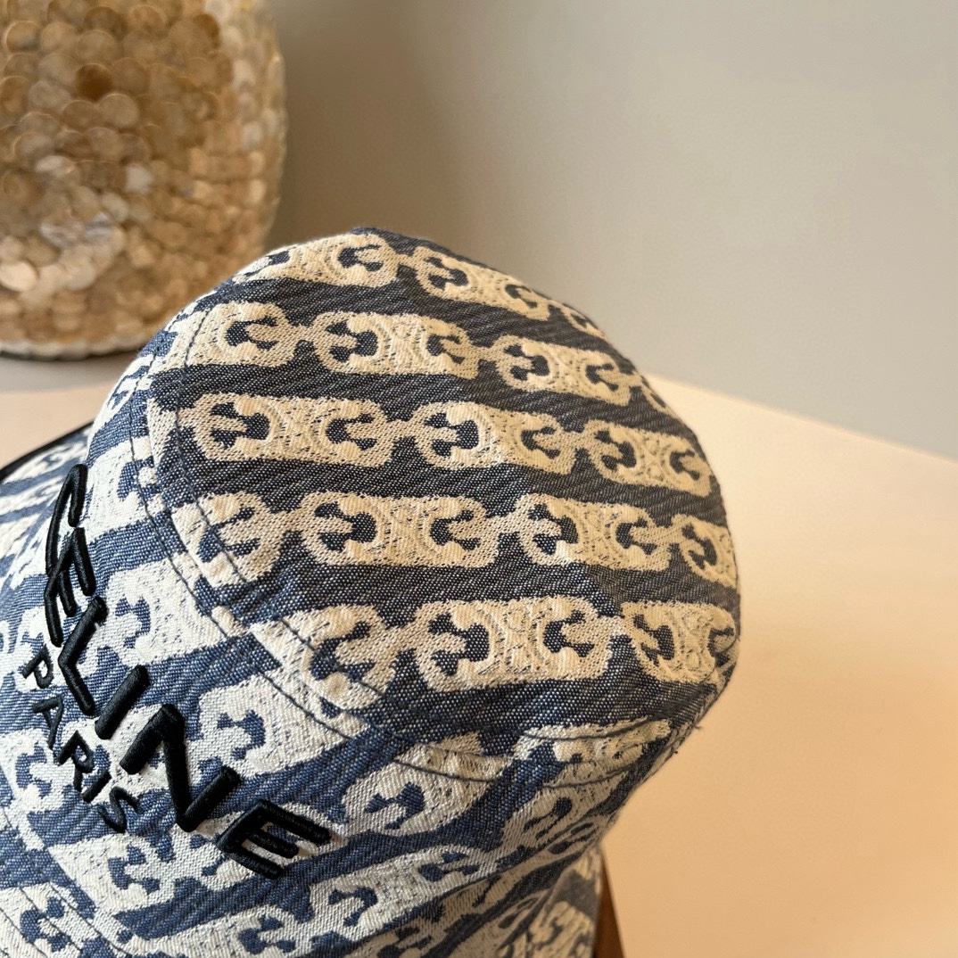 🆕

Celine赛琳新款渔夫帽, 头围57cm