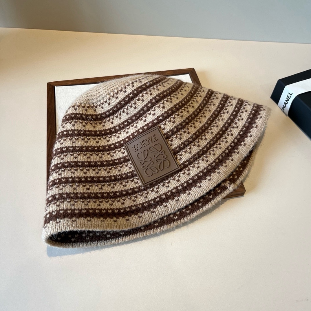 🆕

罗意威新款渔夫帽，头围57cm